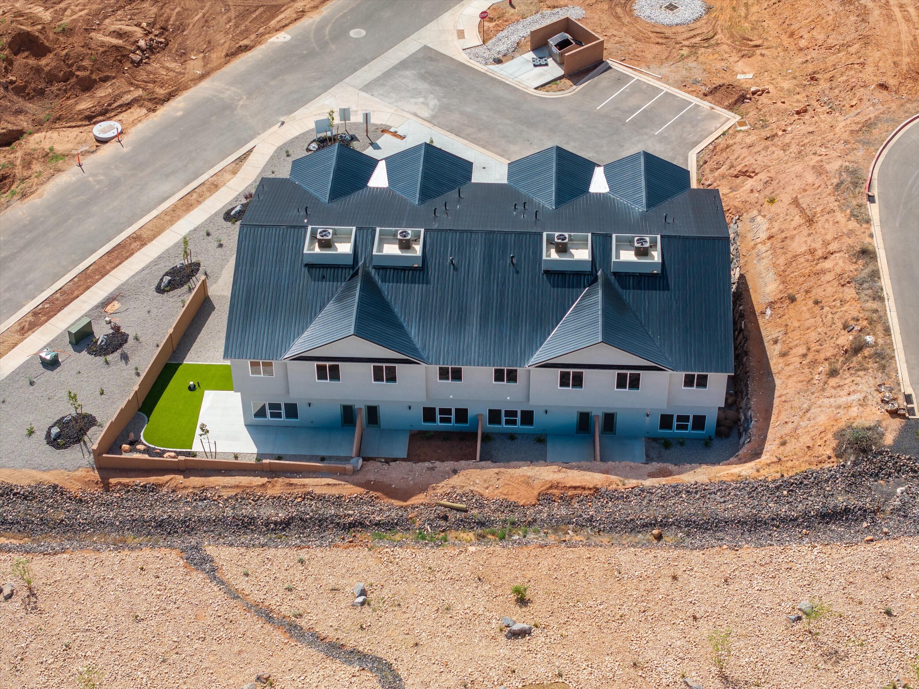 SAGE VILLAS - Residential