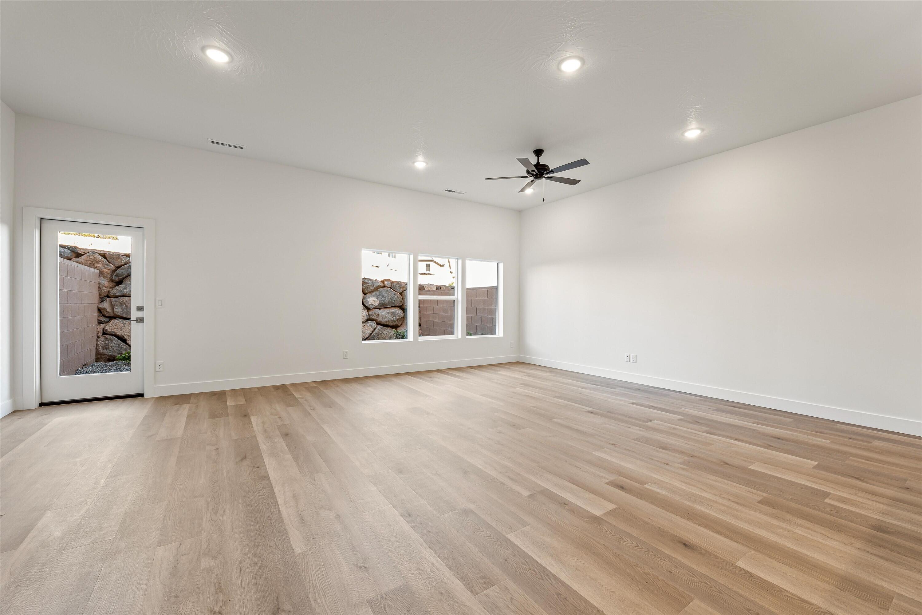 SAGE VILLAS - Residential