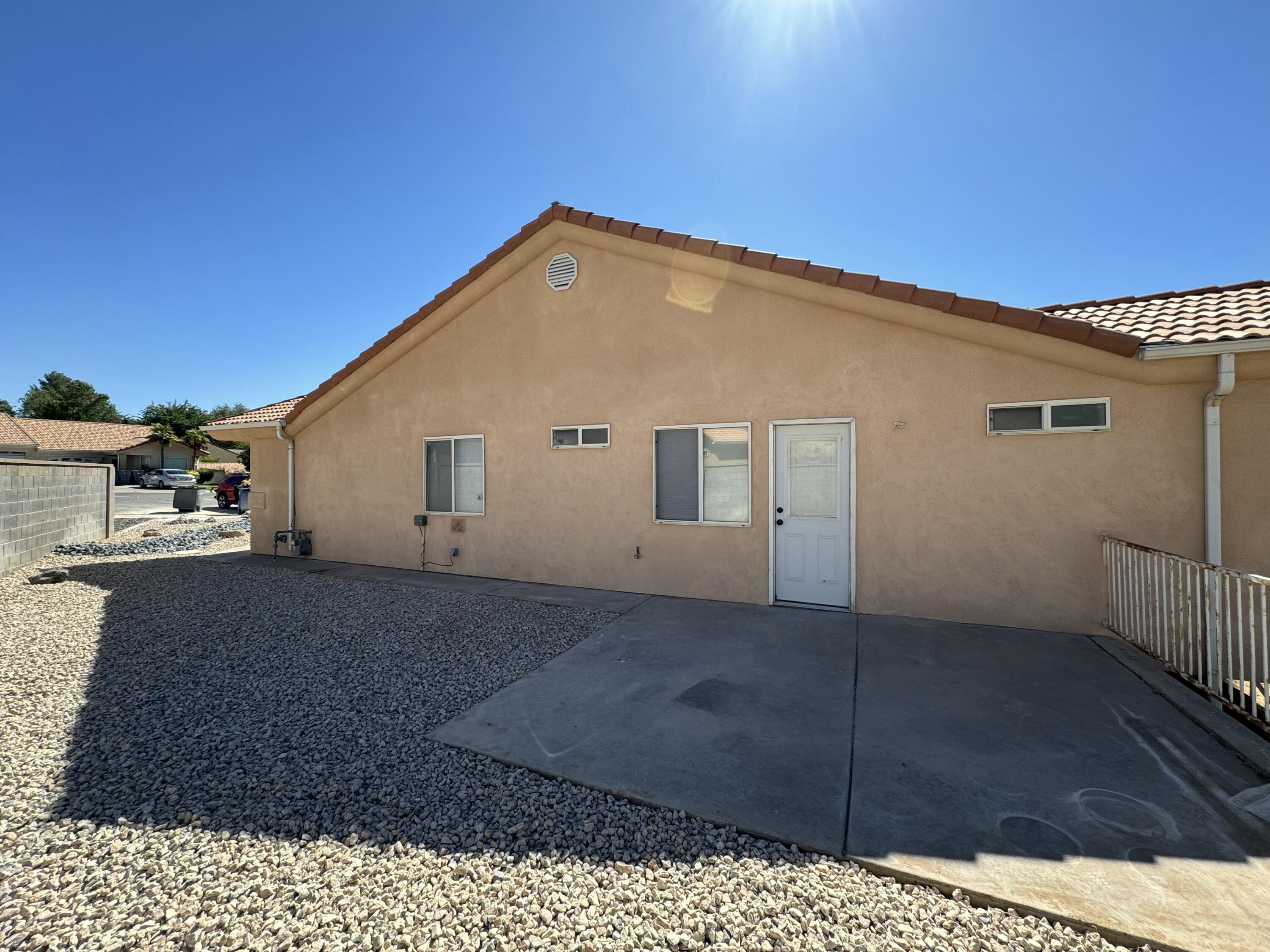 SPANISH GARDENS - Residential