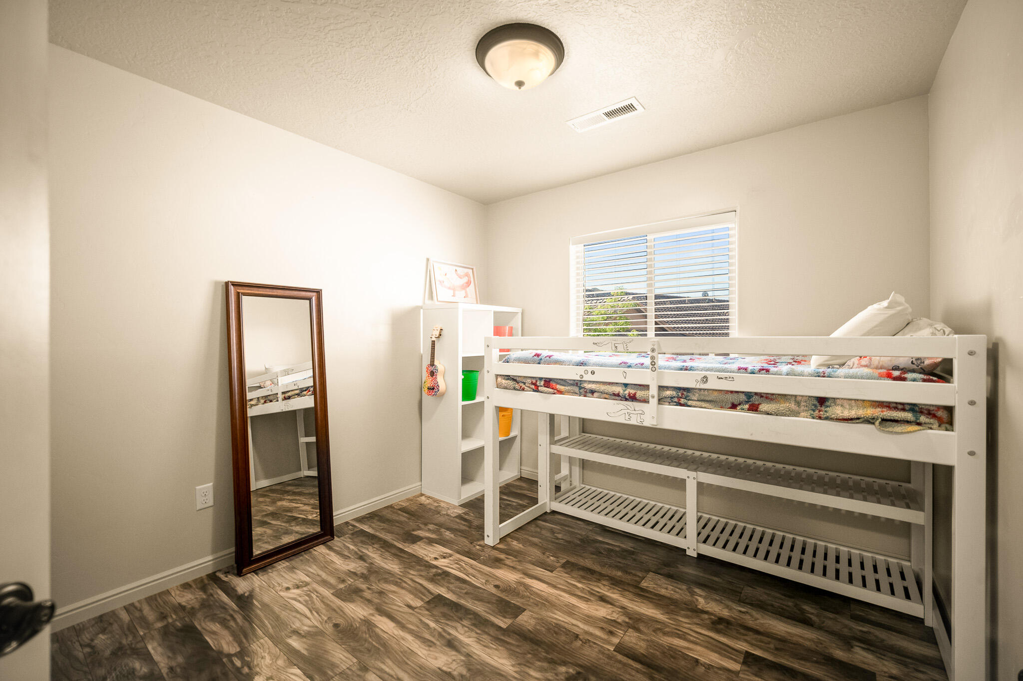 COTTAGES AT FOSSIL HILLS - Residential