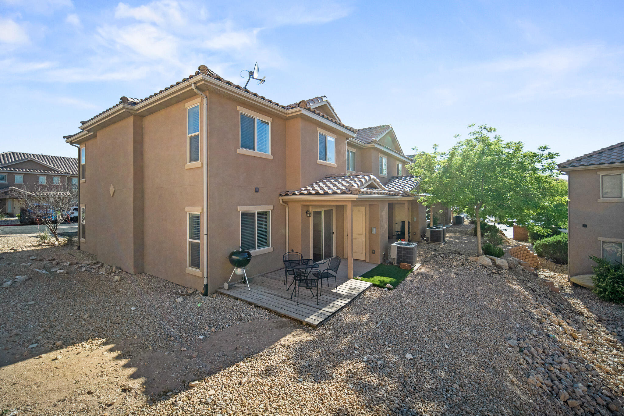 COTTAGES AT FOSSIL HILLS - Residential