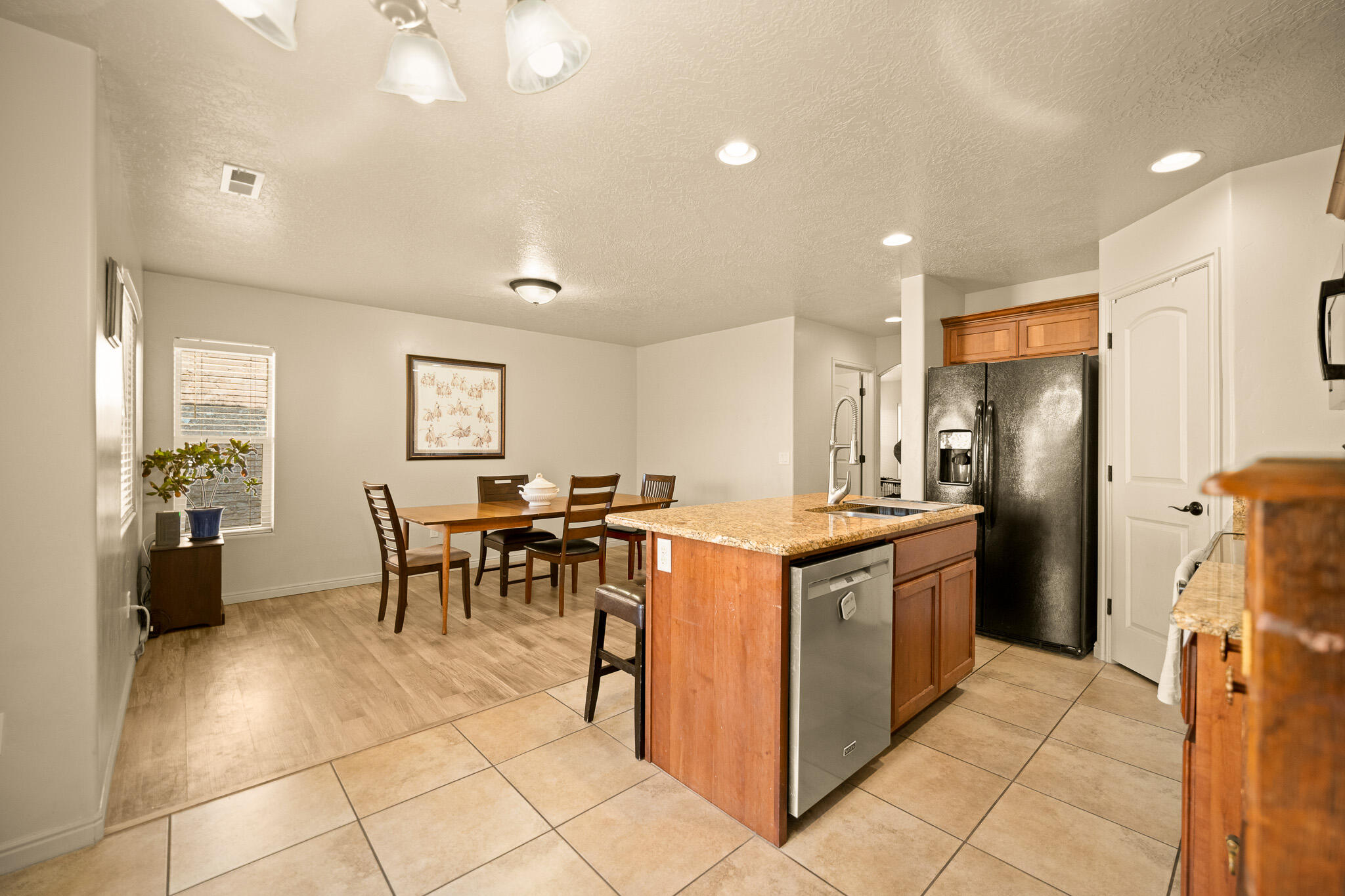 COTTAGES AT FOSSIL HILLS - Residential