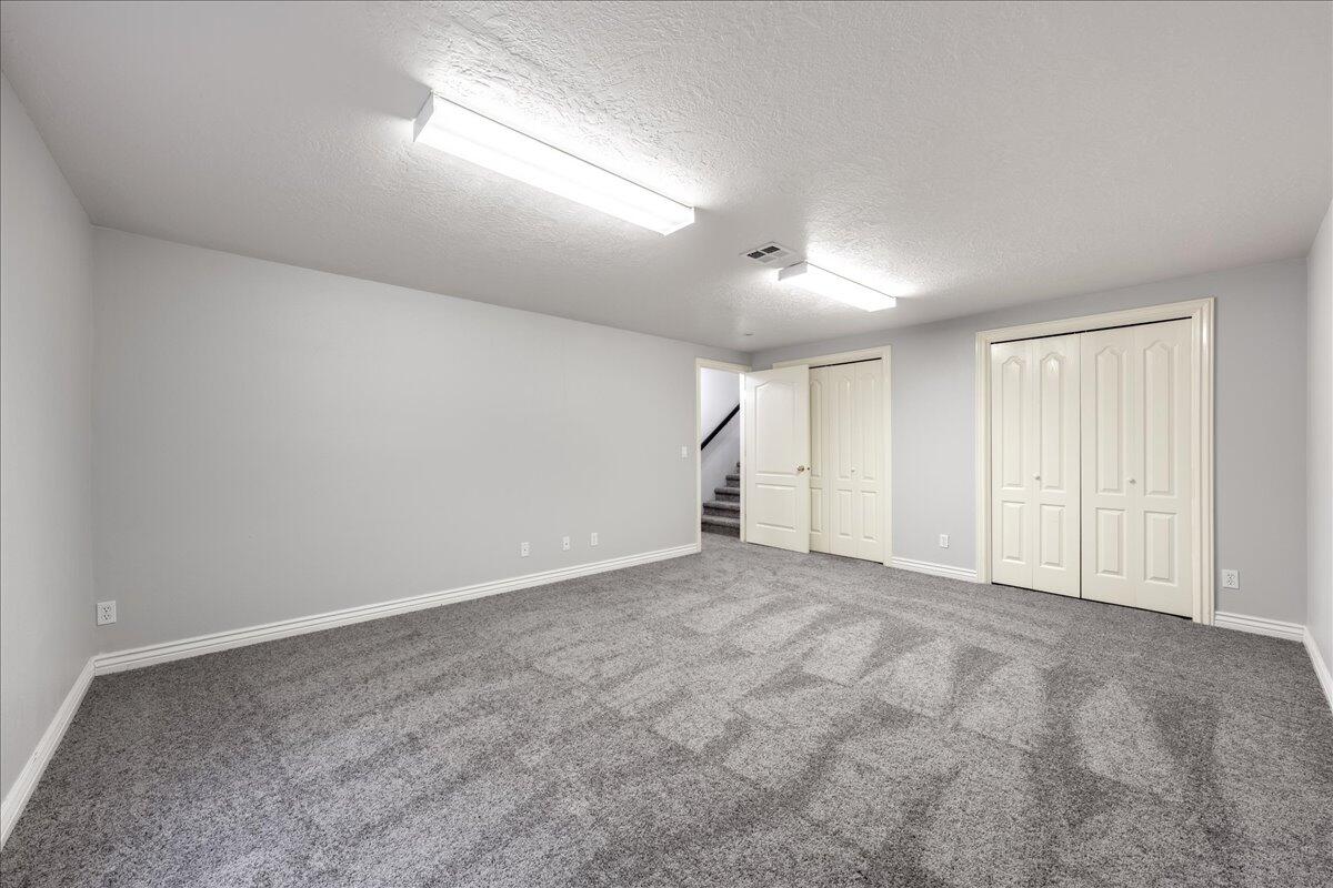 SHADOW MOUNTAIN - Residential