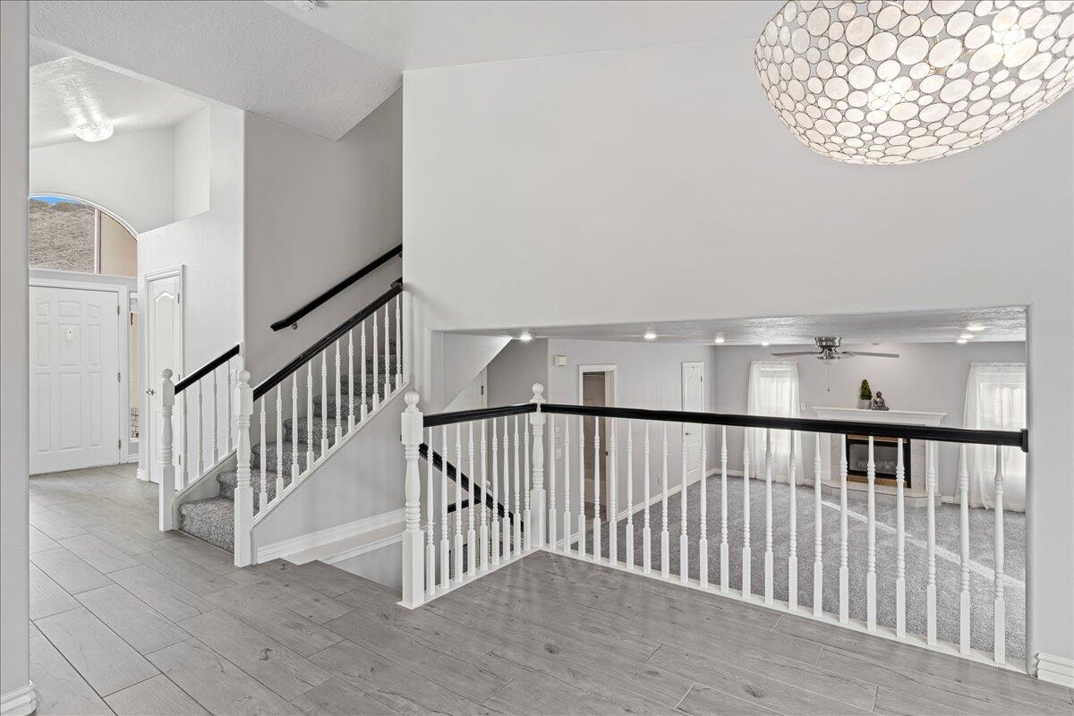 SHADOW MOUNTAIN - Residential