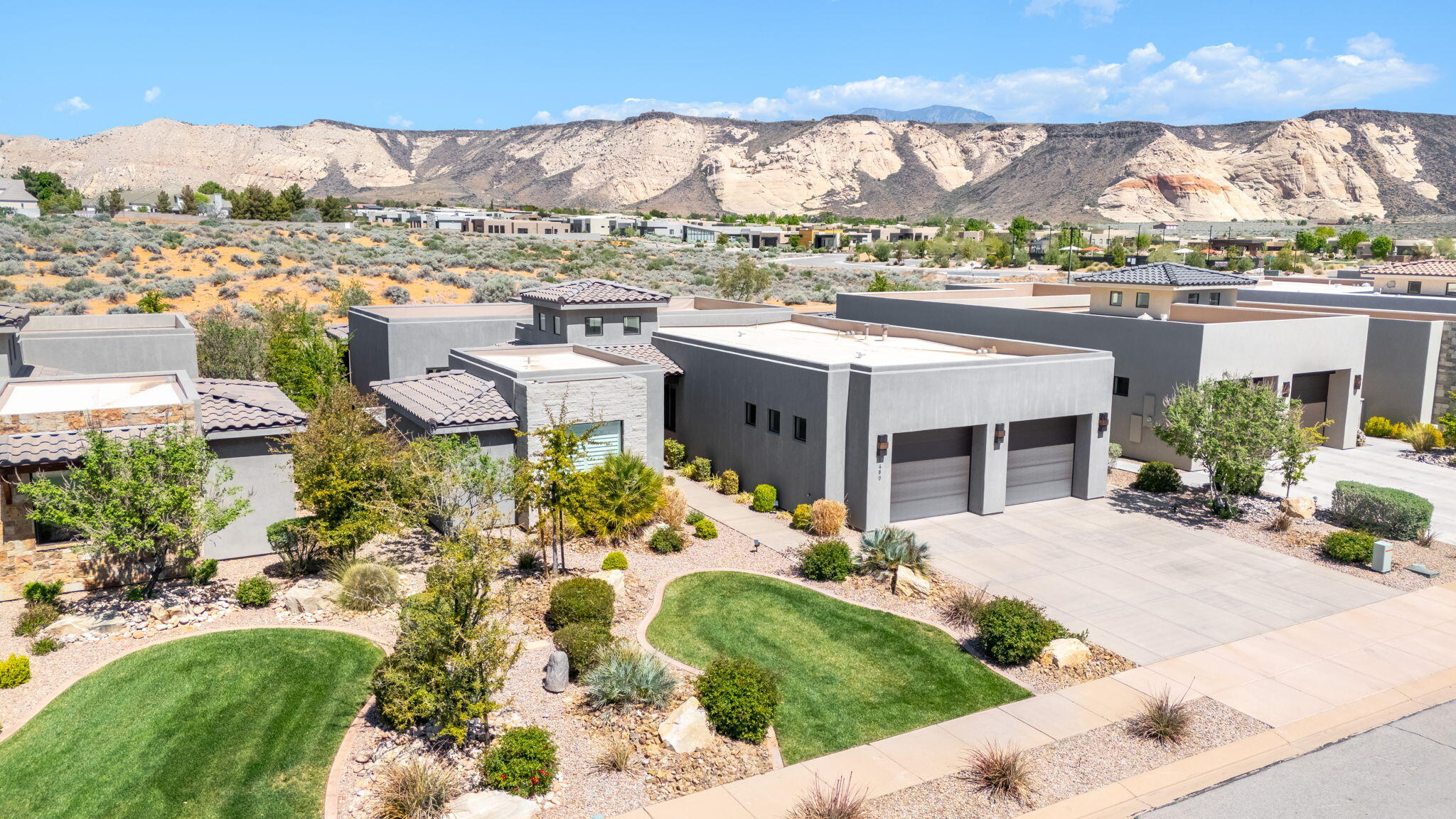 LEDGES OF ST GEORGE - Residential