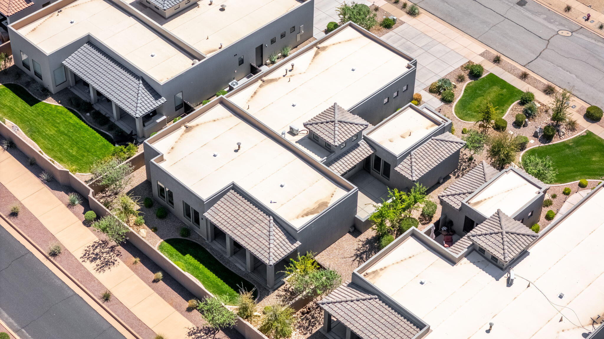 LEDGES OF ST GEORGE - Residential