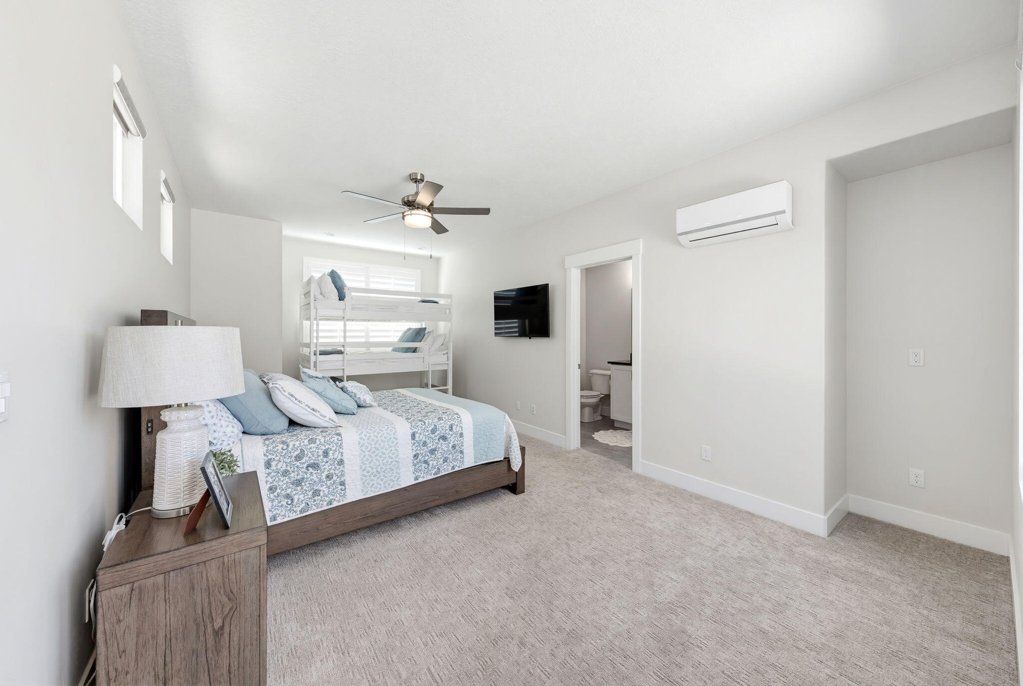 LEDGES OF ST GEORGE - Residential