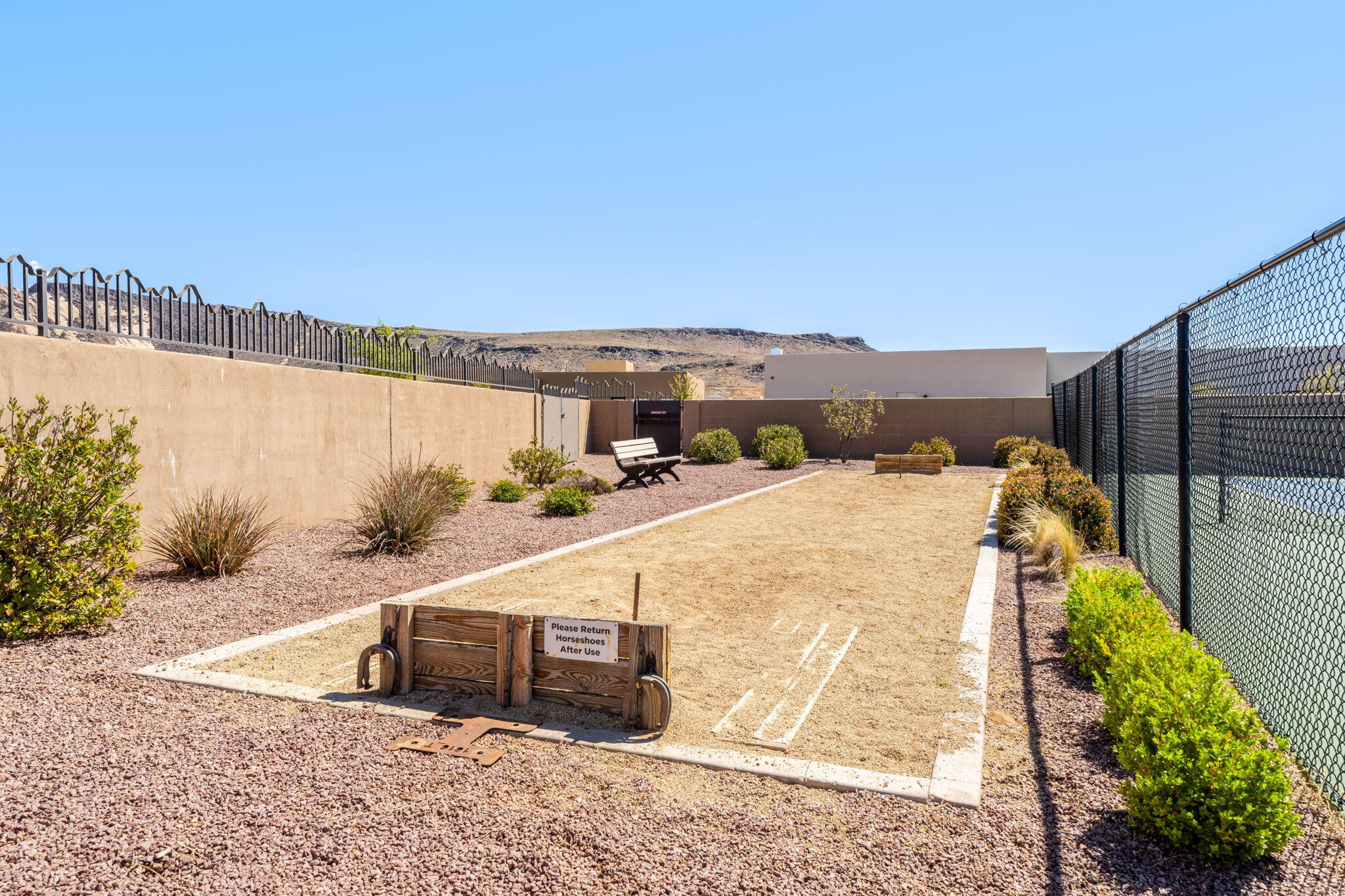 LEDGES OF ST GEORGE - Residential