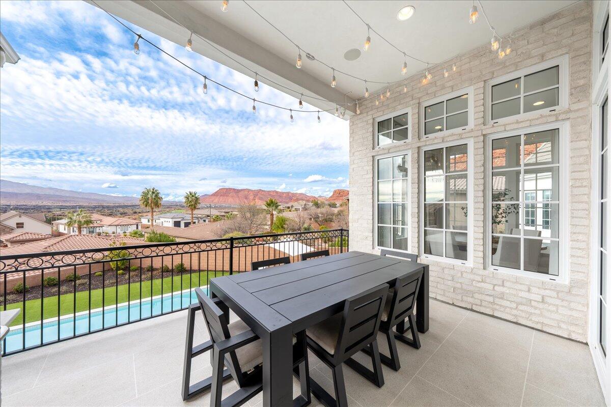 CASTLE ROCK - Residential