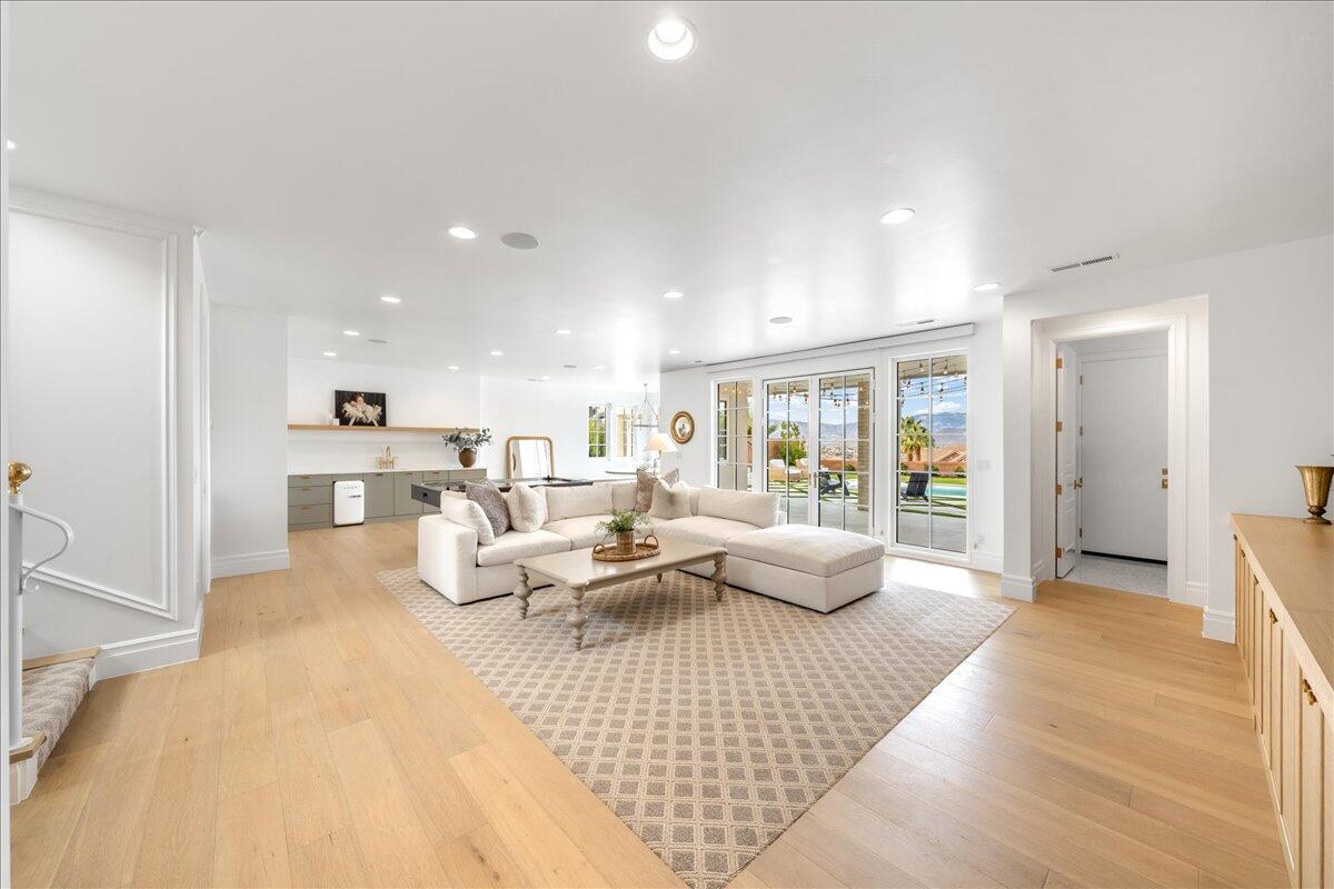 CASTLE ROCK - Residential