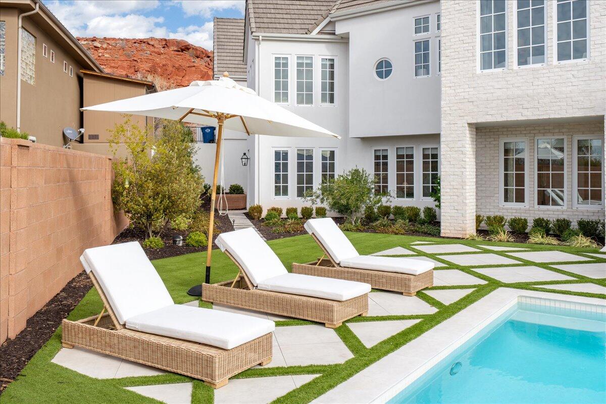 CASTLE ROCK - Residential