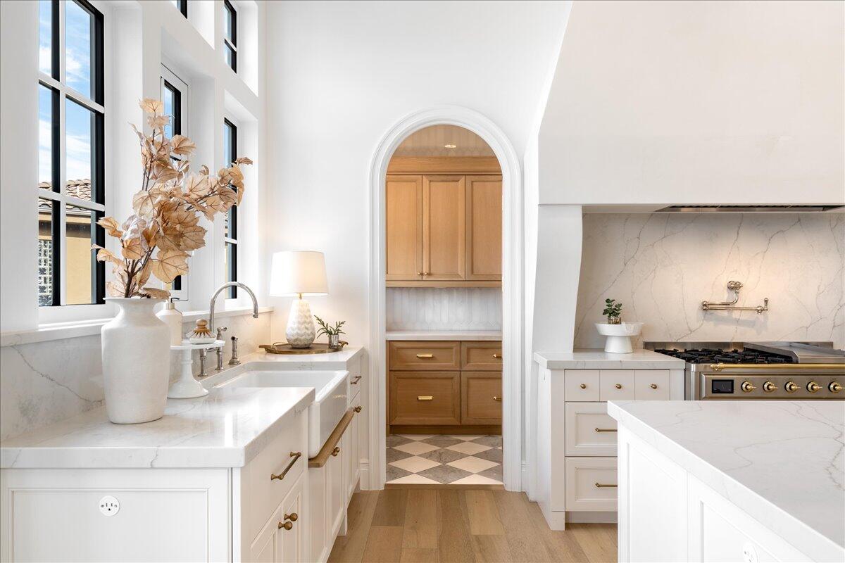 CASTLE ROCK - Residential