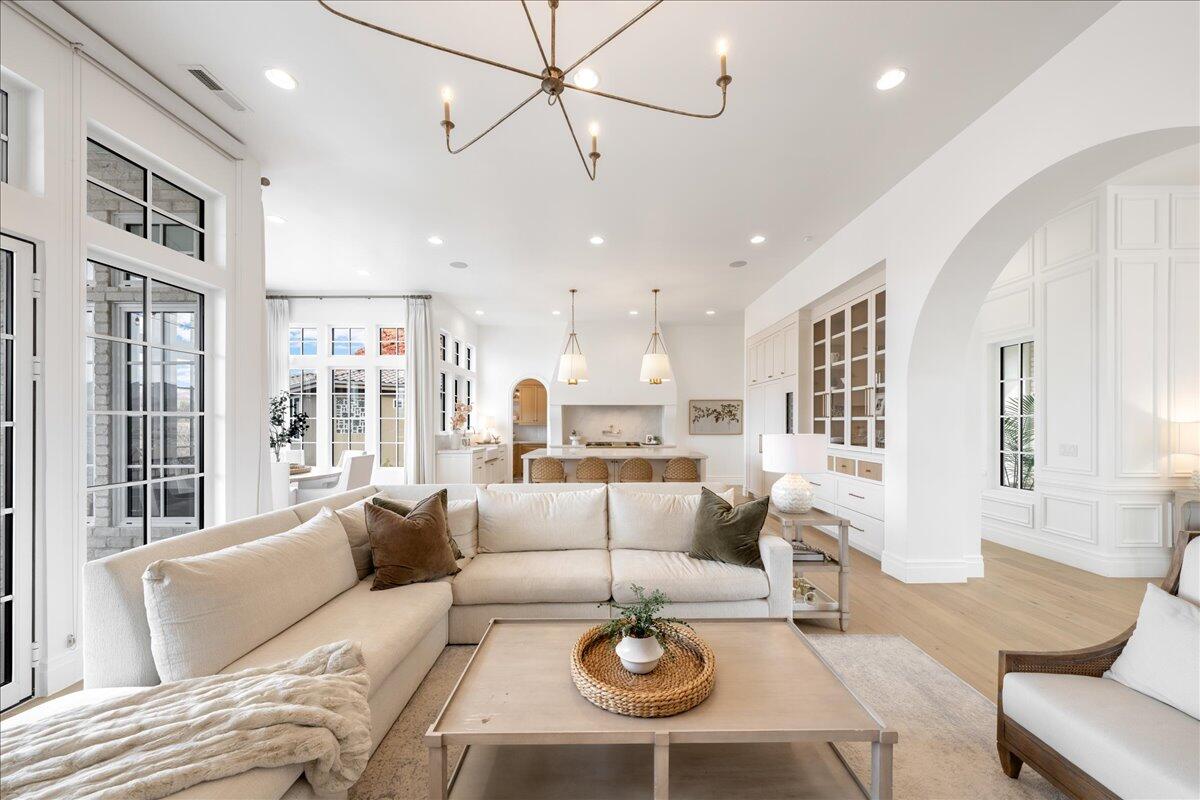 CASTLE ROCK - Residential