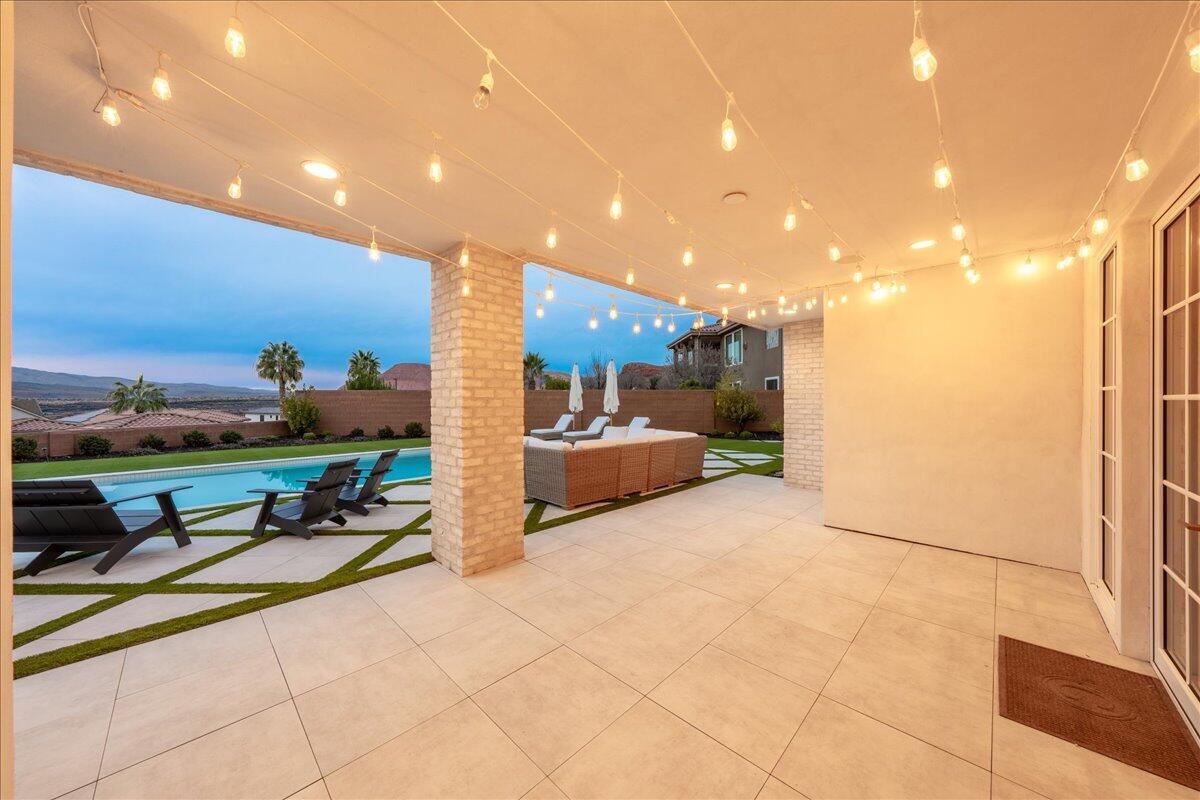 CASTLE ROCK - Residential