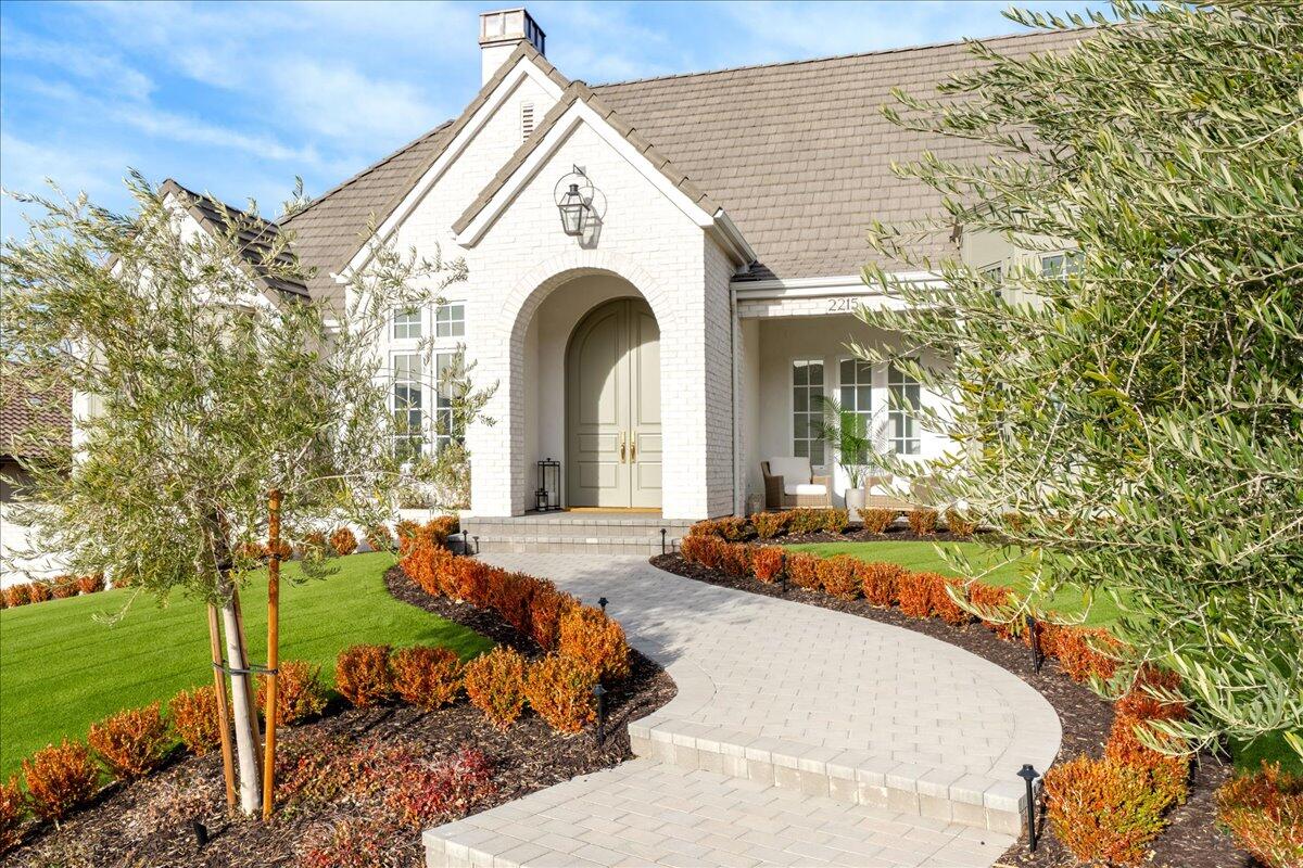 CASTLE ROCK - Residential