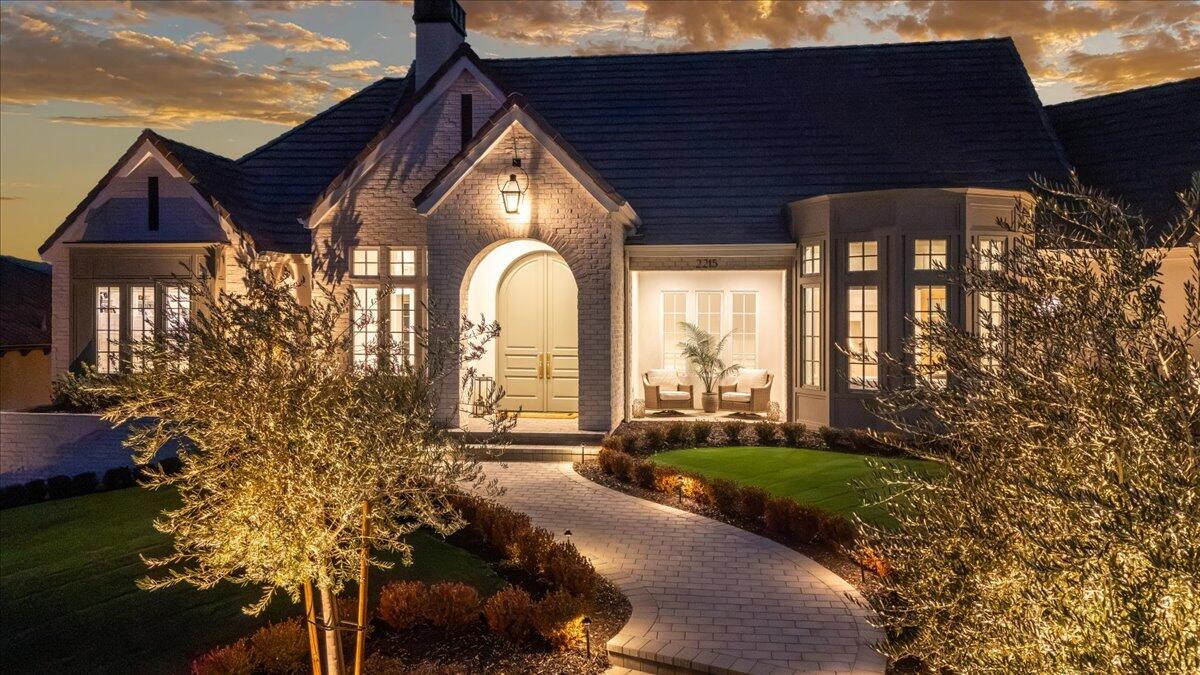 CASTLE ROCK - Residential