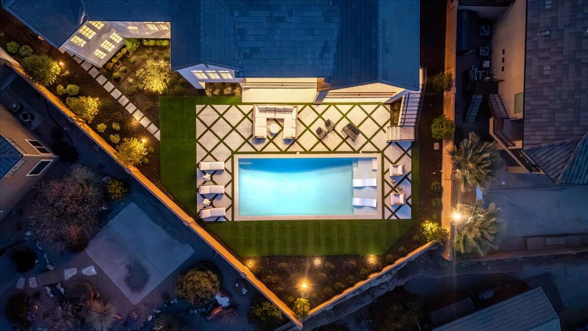 CASTLE ROCK - Residential