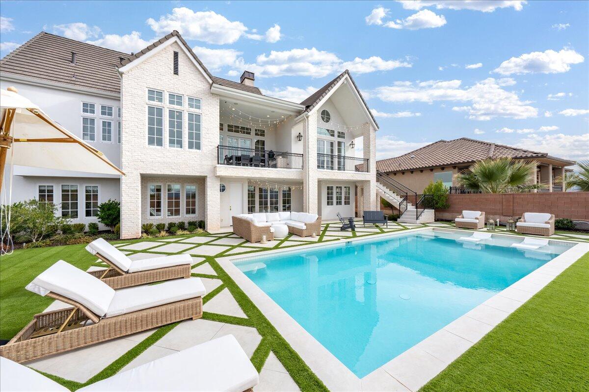 CASTLE ROCK - Residential