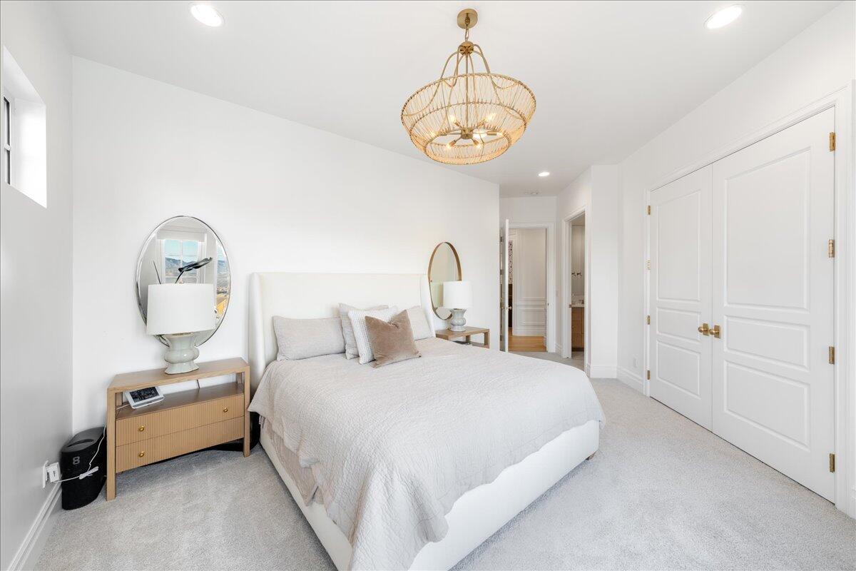 CASTLE ROCK - Residential