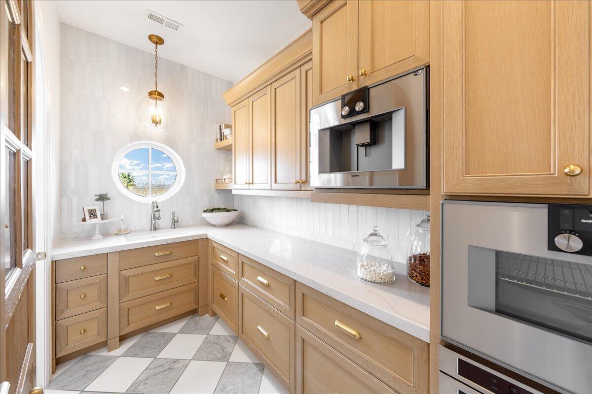 CASTLE ROCK - Residential