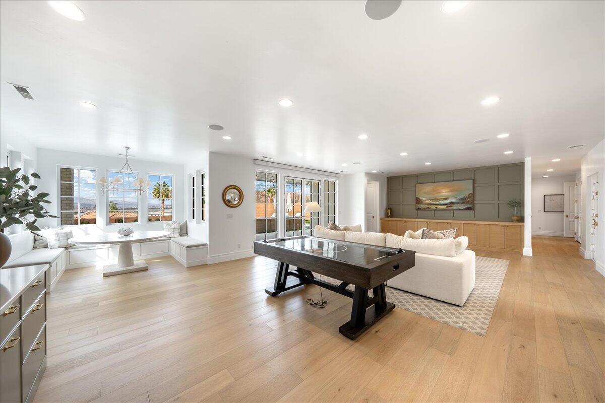 CASTLE ROCK - Residential