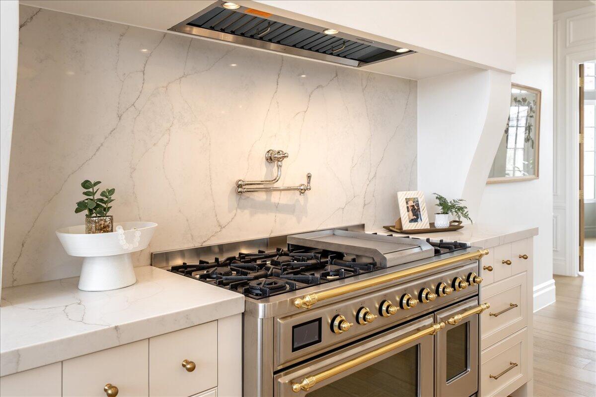 CASTLE ROCK - Residential