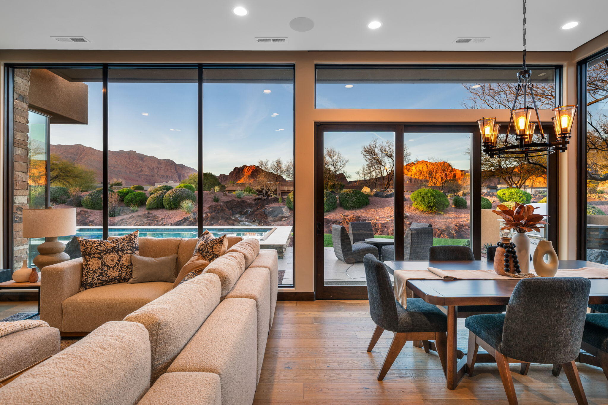 RESERVE OF ENTRADA SNOW CANYON PATIO HOMES - Residential