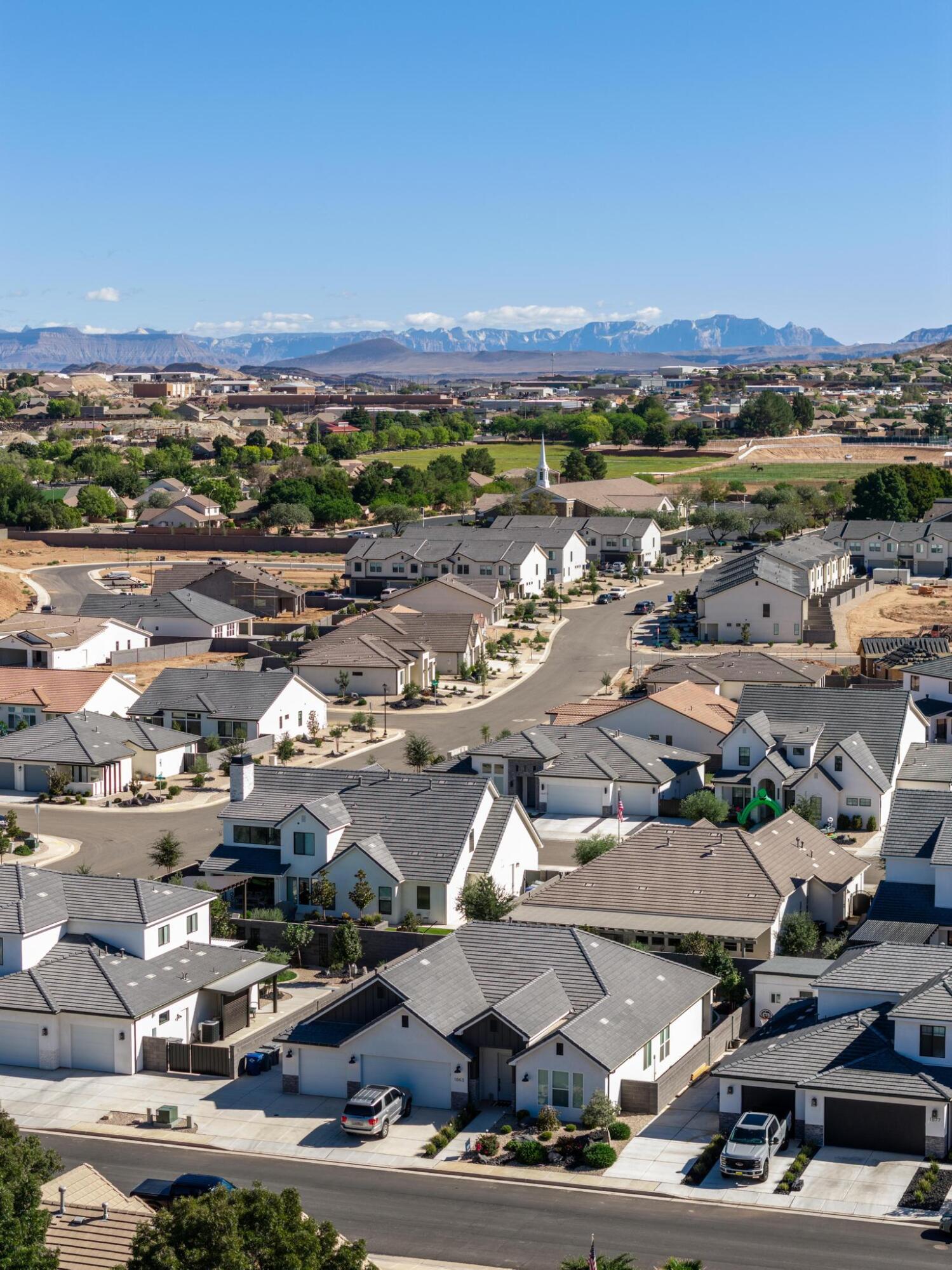 HERITAGE PLACE - Residential