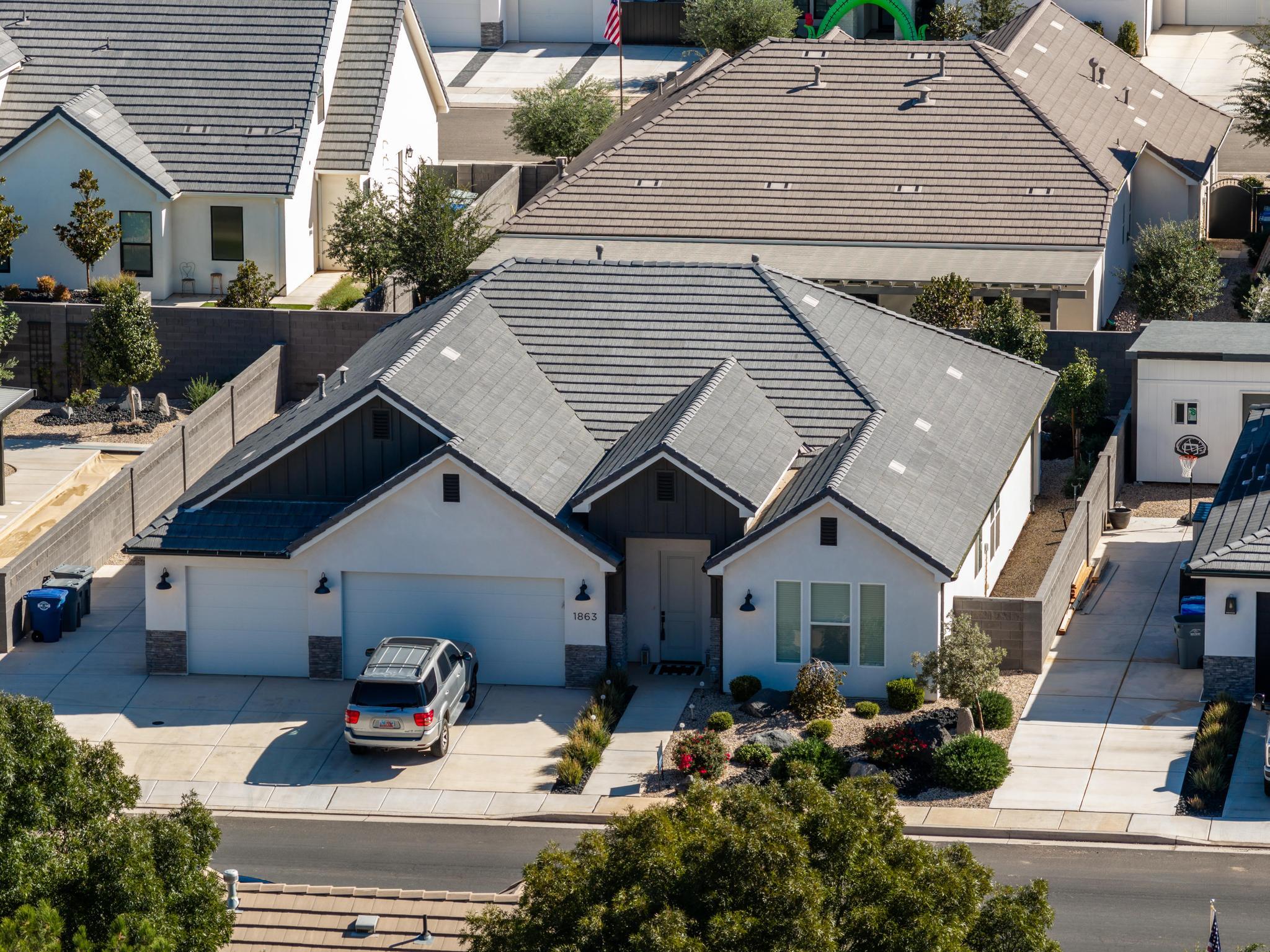 HERITAGE PLACE - Residential