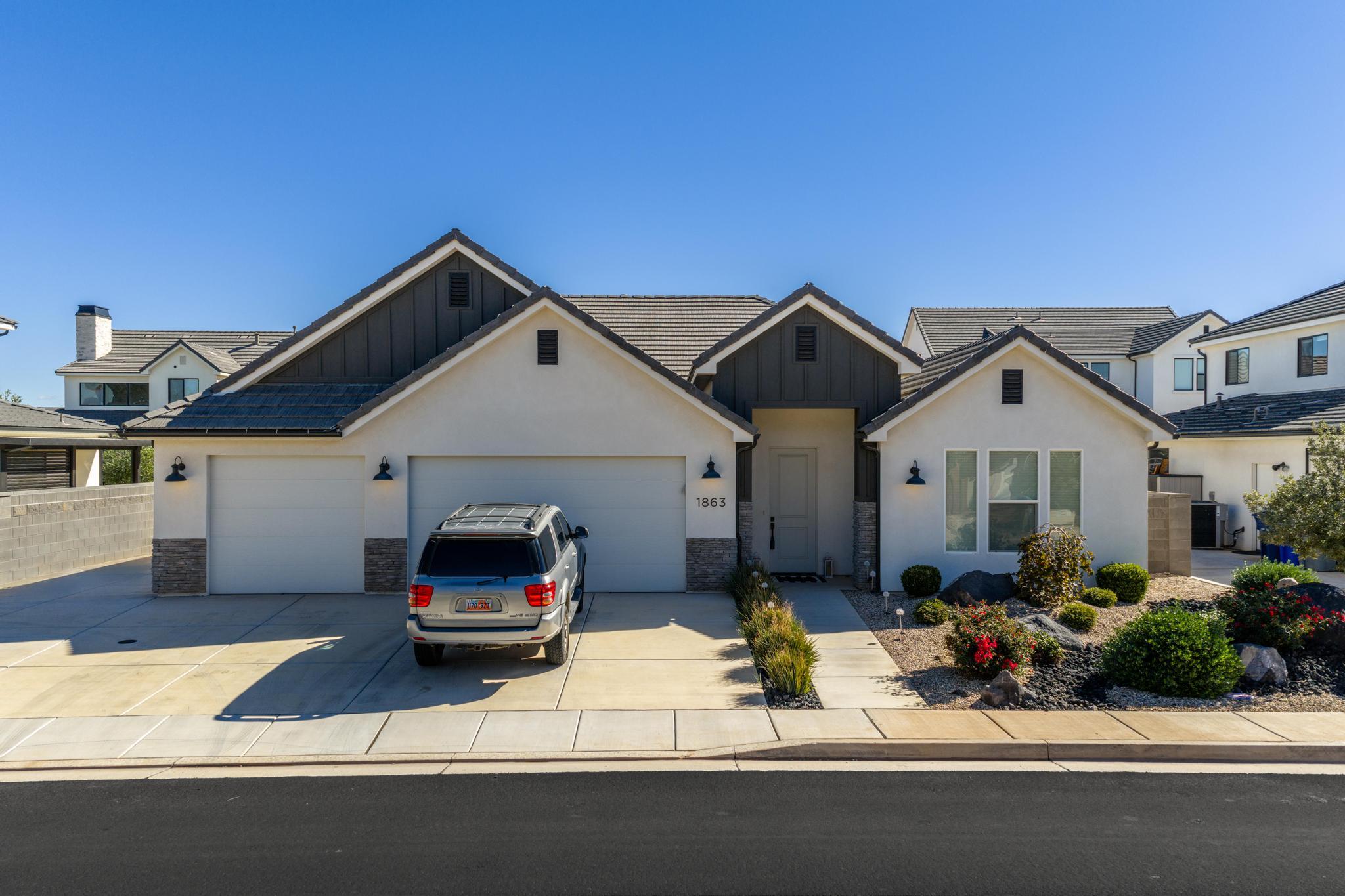 HERITAGE PLACE - Residential