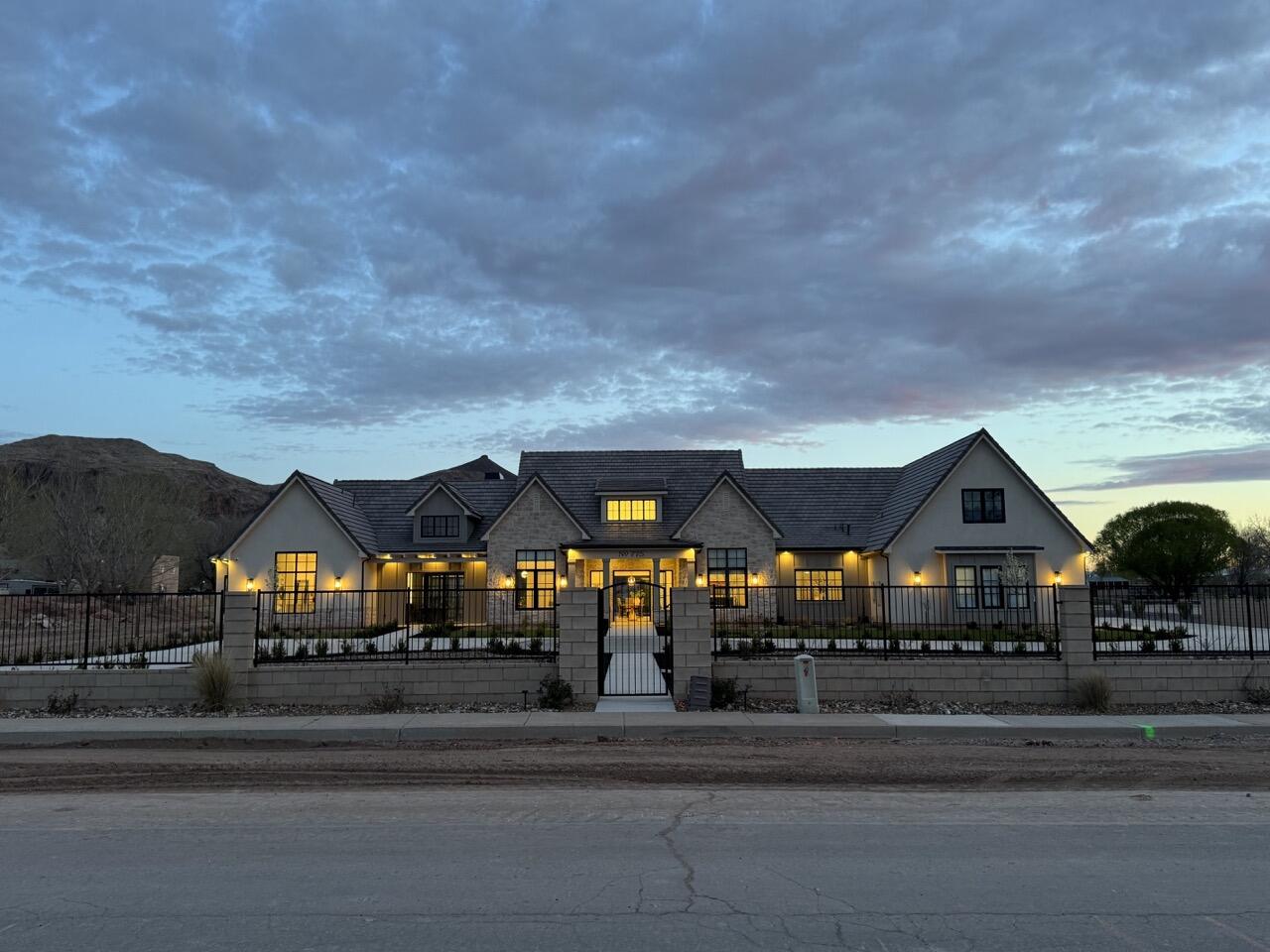 HURRICANE TOWNSITE - Residential