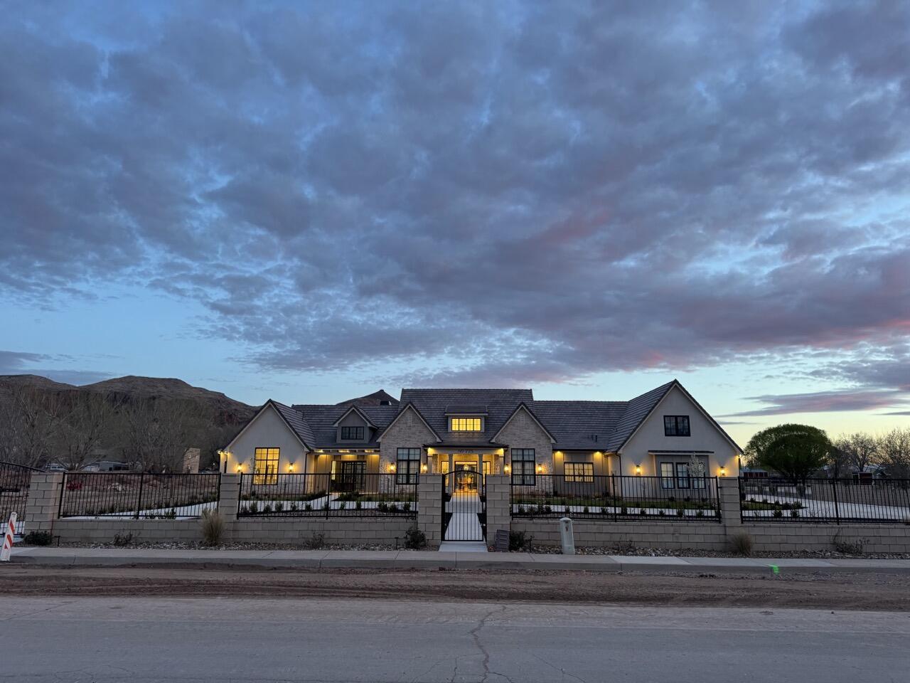 HURRICANE TOWNSITE - Residential