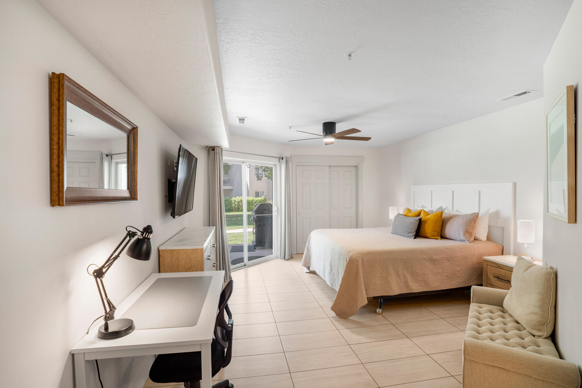 LAS PALMAS RESORT CONDOS - Residential