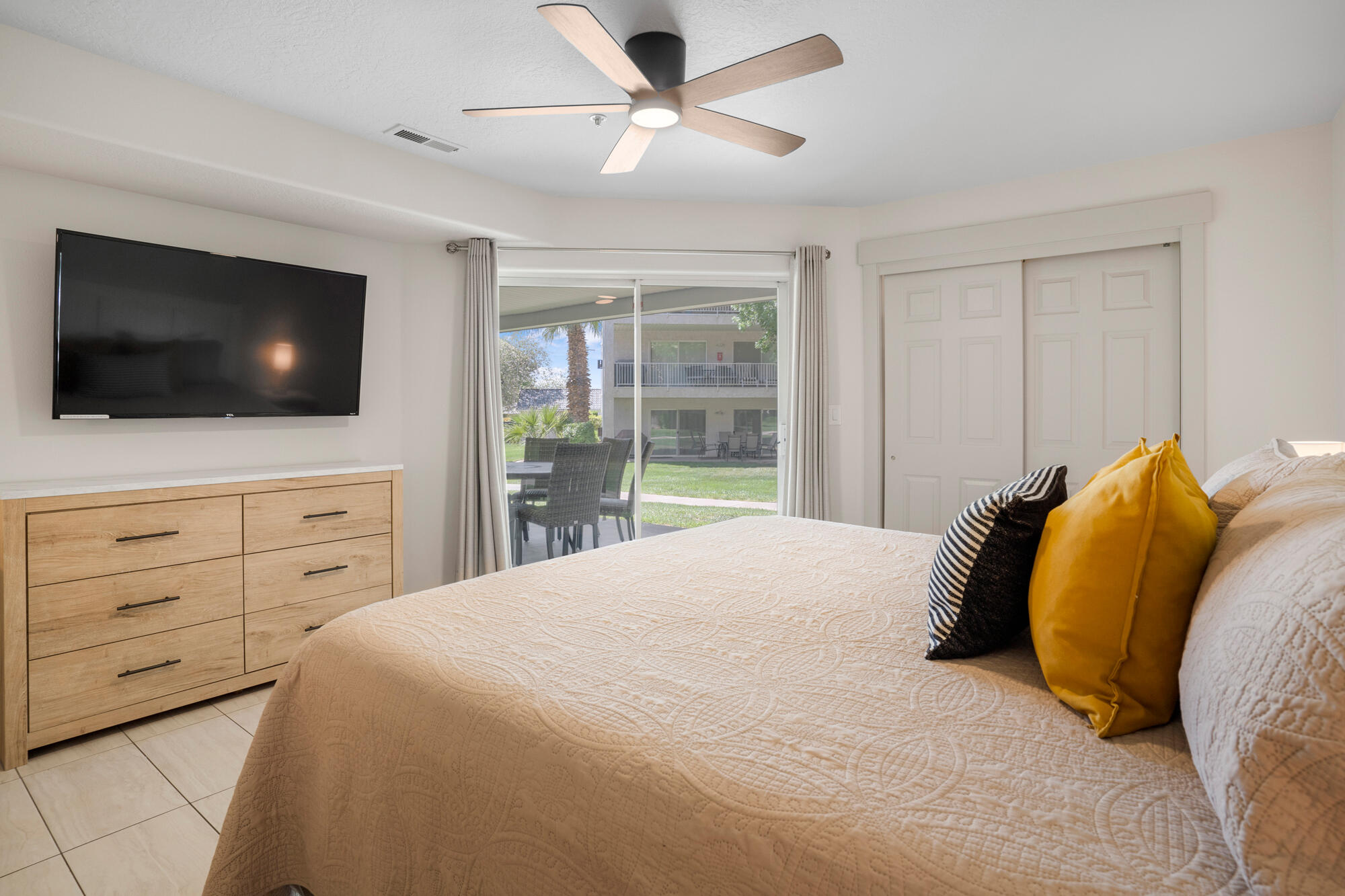 LAS PALMAS RESORT CONDOS - Residential