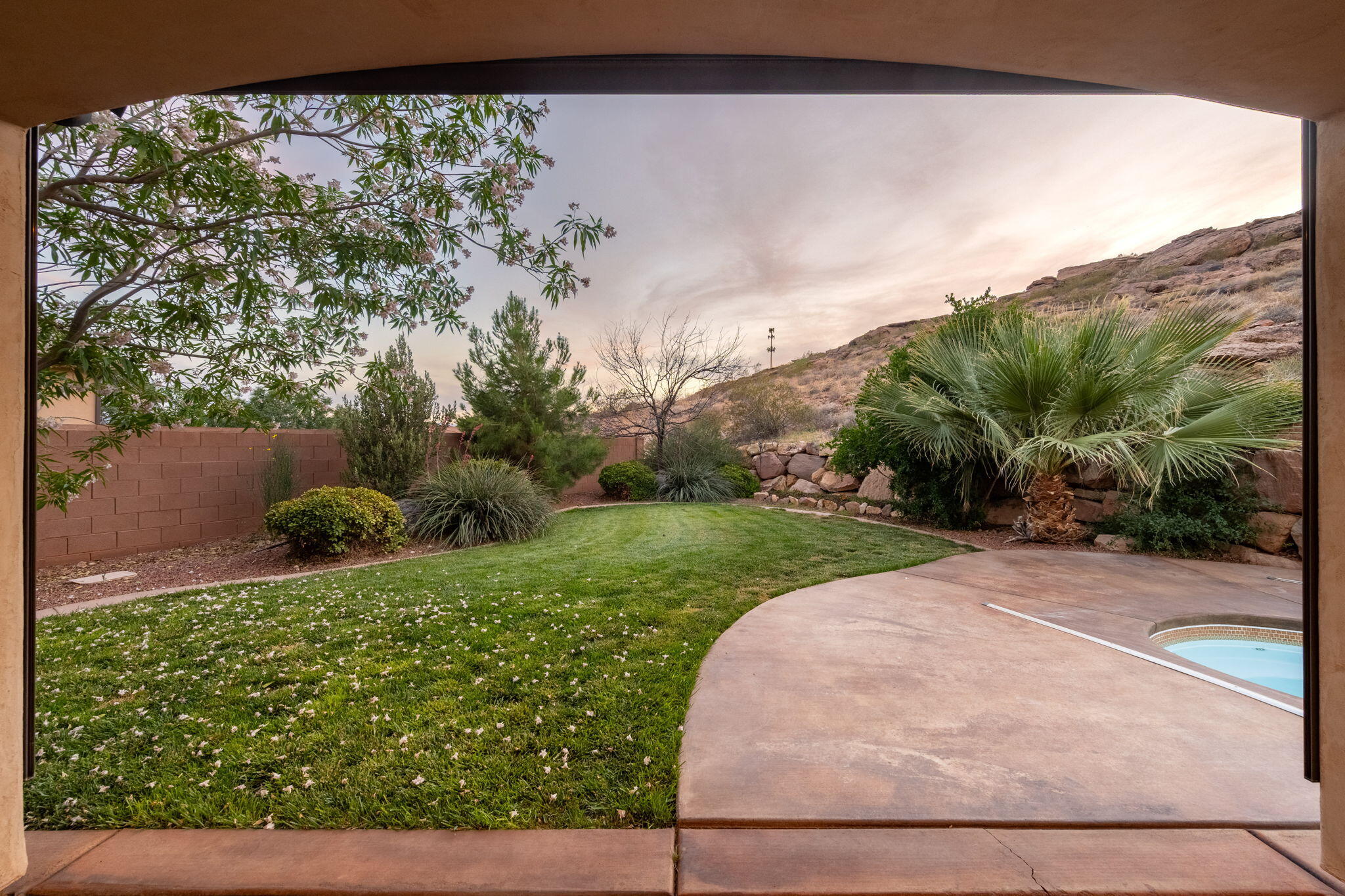 SERENITY COVE - Residential