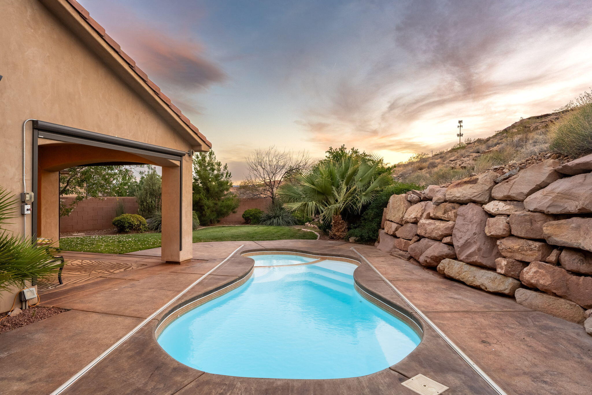 SERENITY COVE - Residential