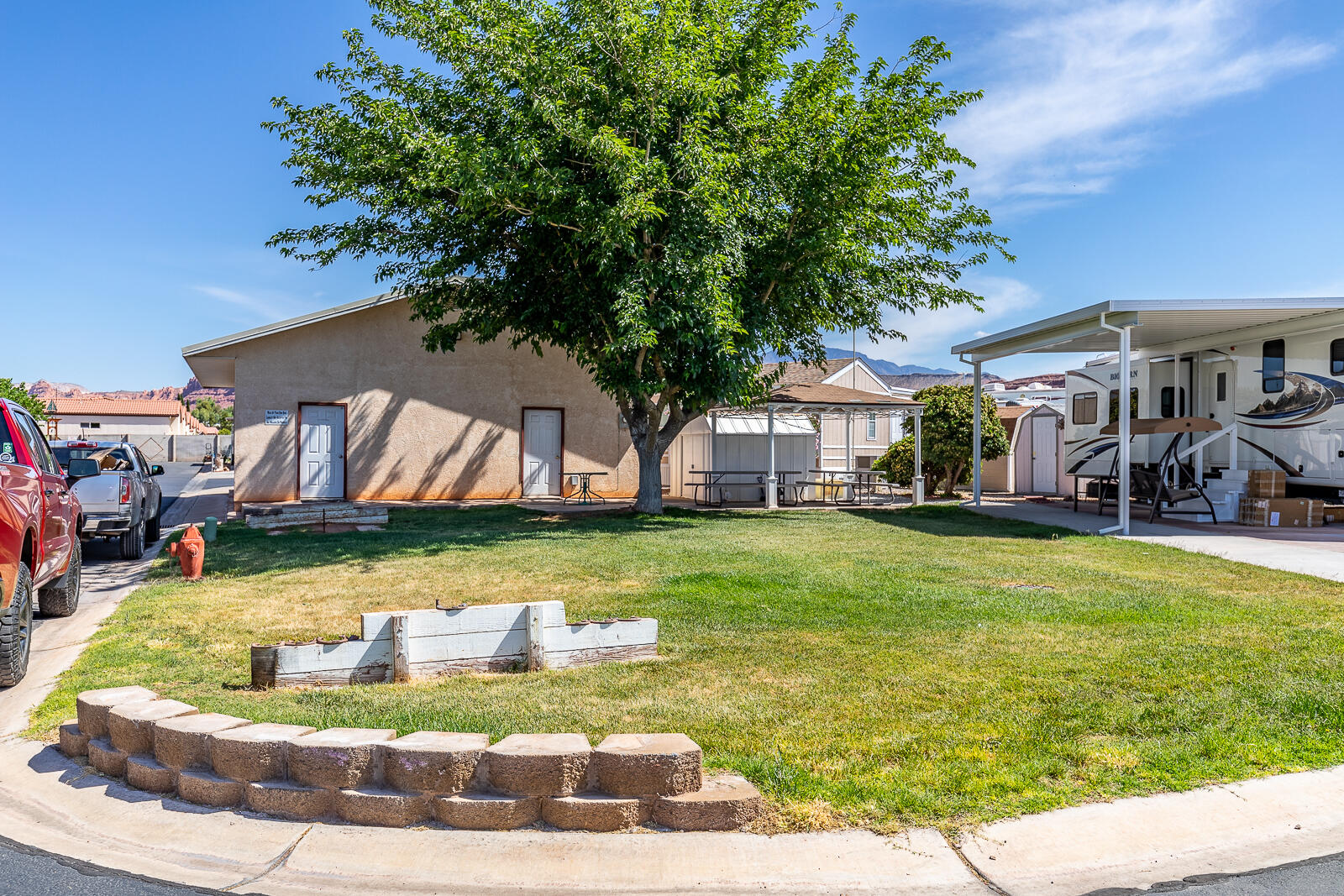 DIXIE DOWNS RV RESORT - Residential