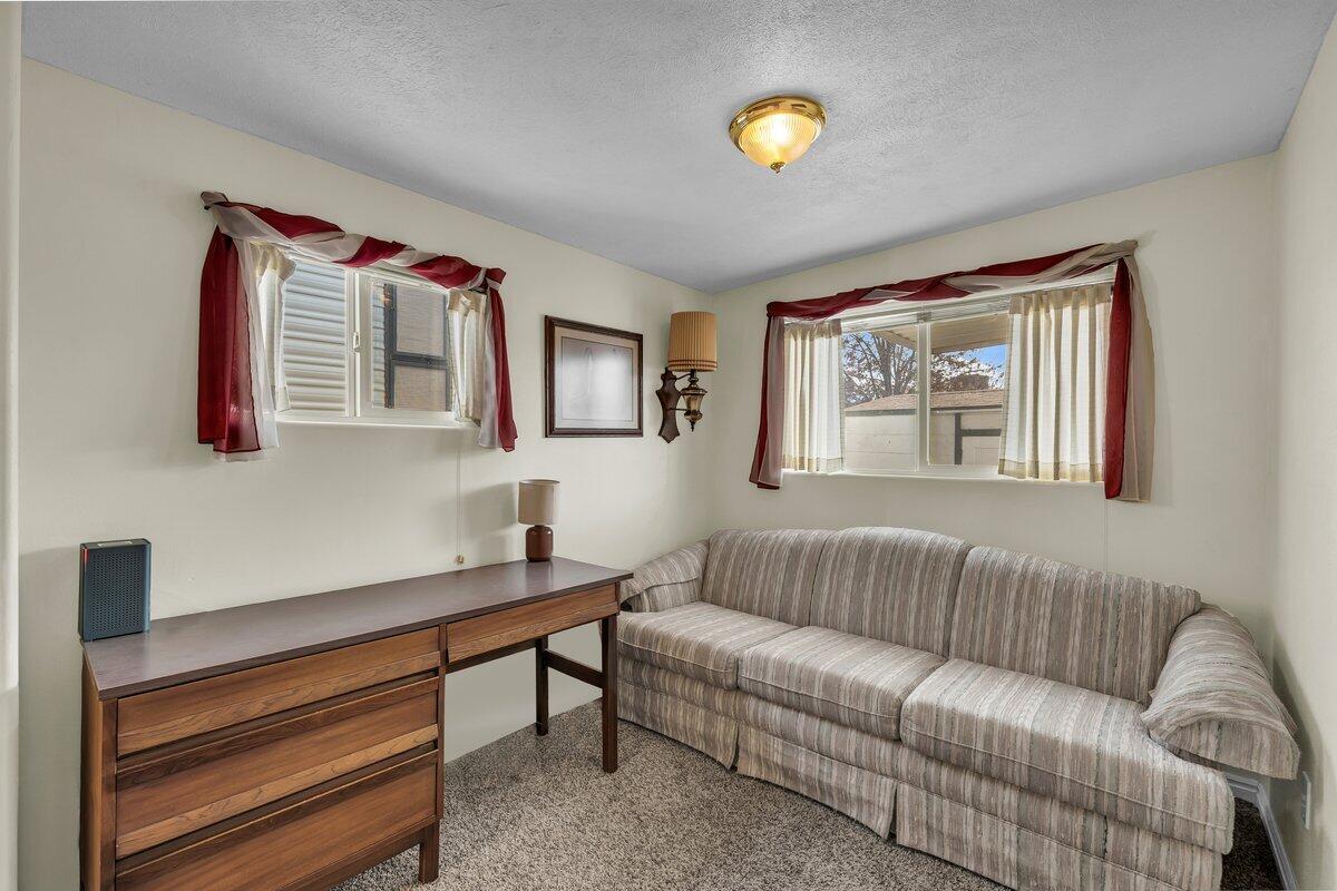 DIXIE DOWNS RV RESORT - Residential