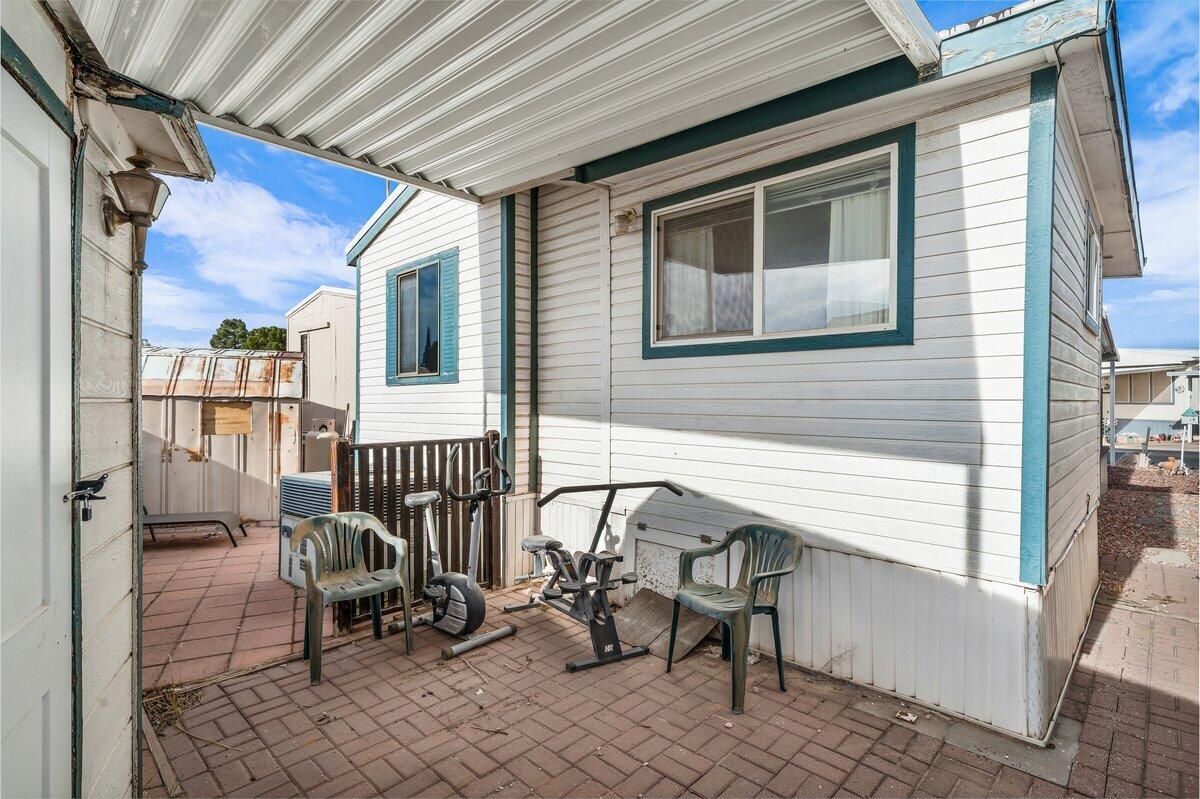 DIXIE DOWNS RV RESORT - Residential