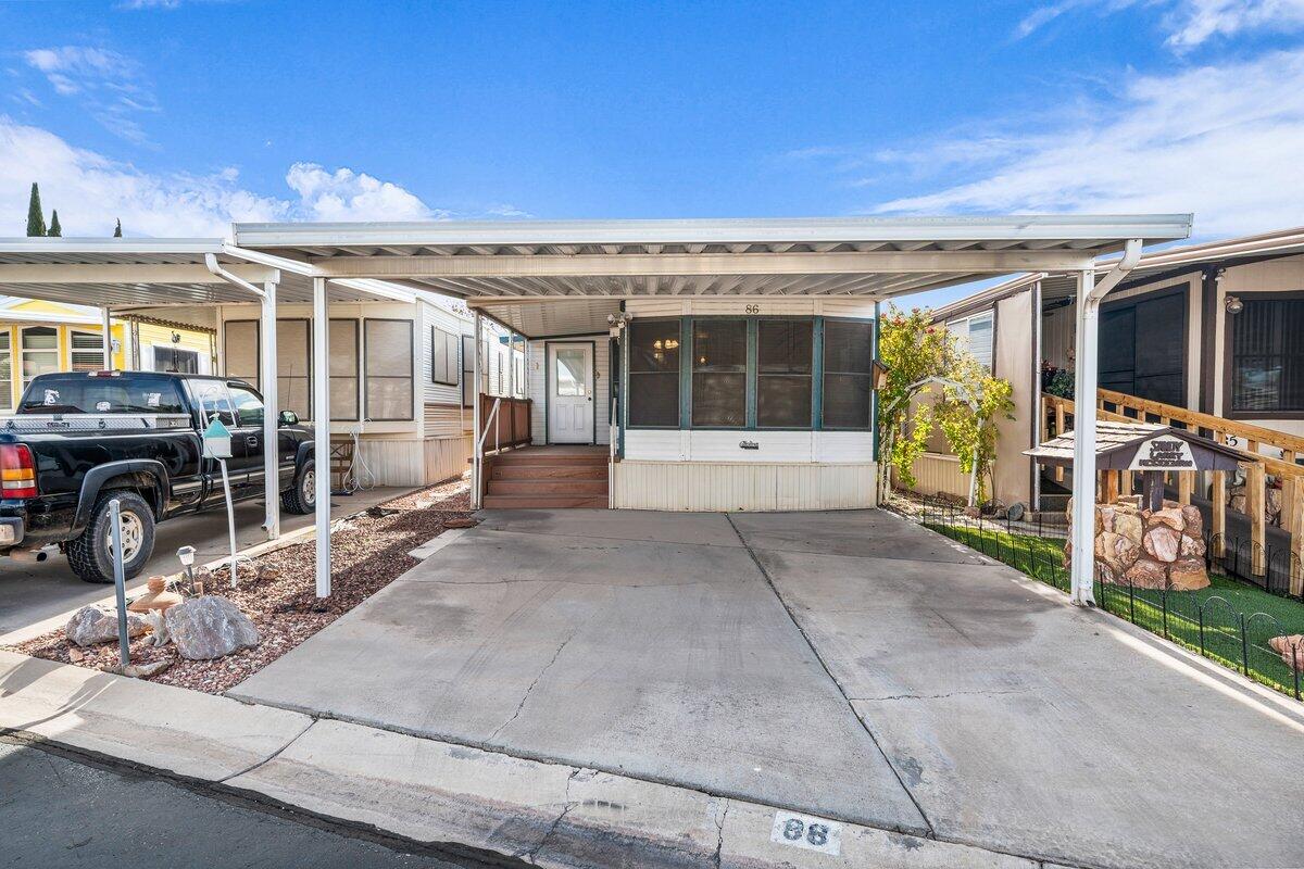 DIXIE DOWNS RV RESORT - Residential