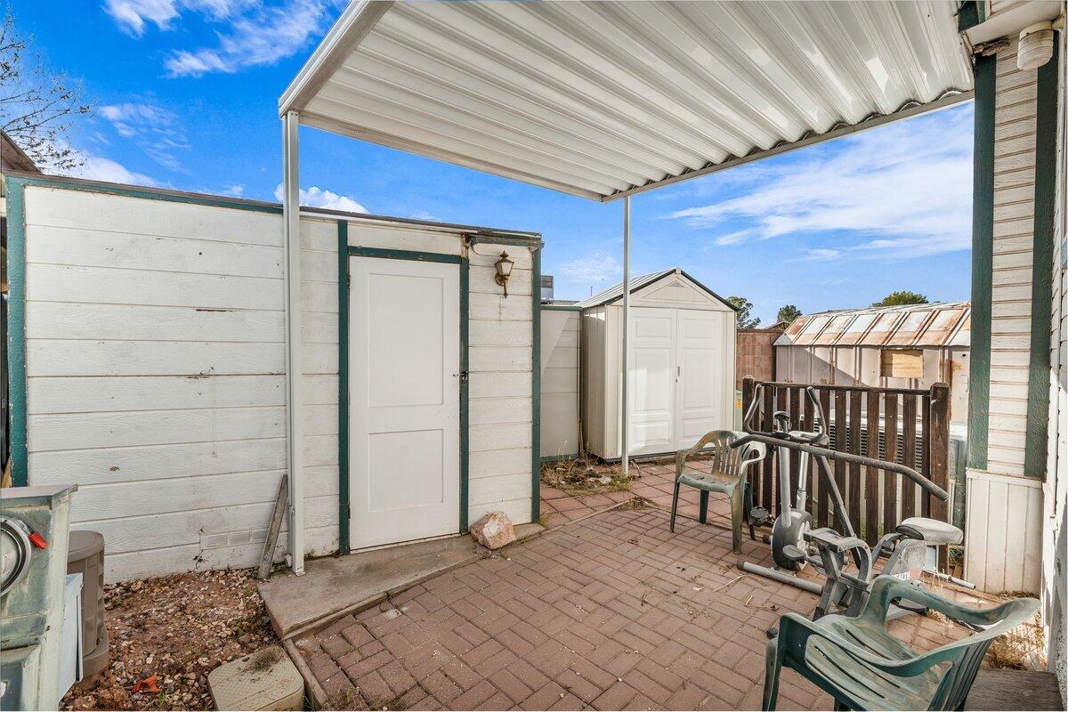 DIXIE DOWNS RV RESORT - Residential