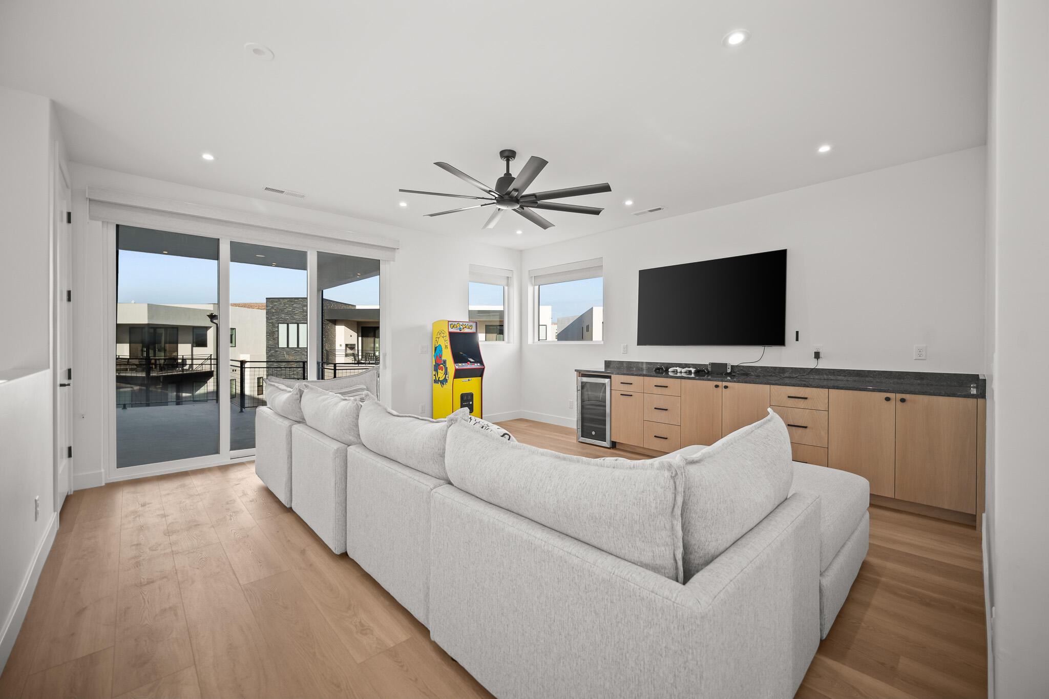 DESERT COLOR RESORT - Residential