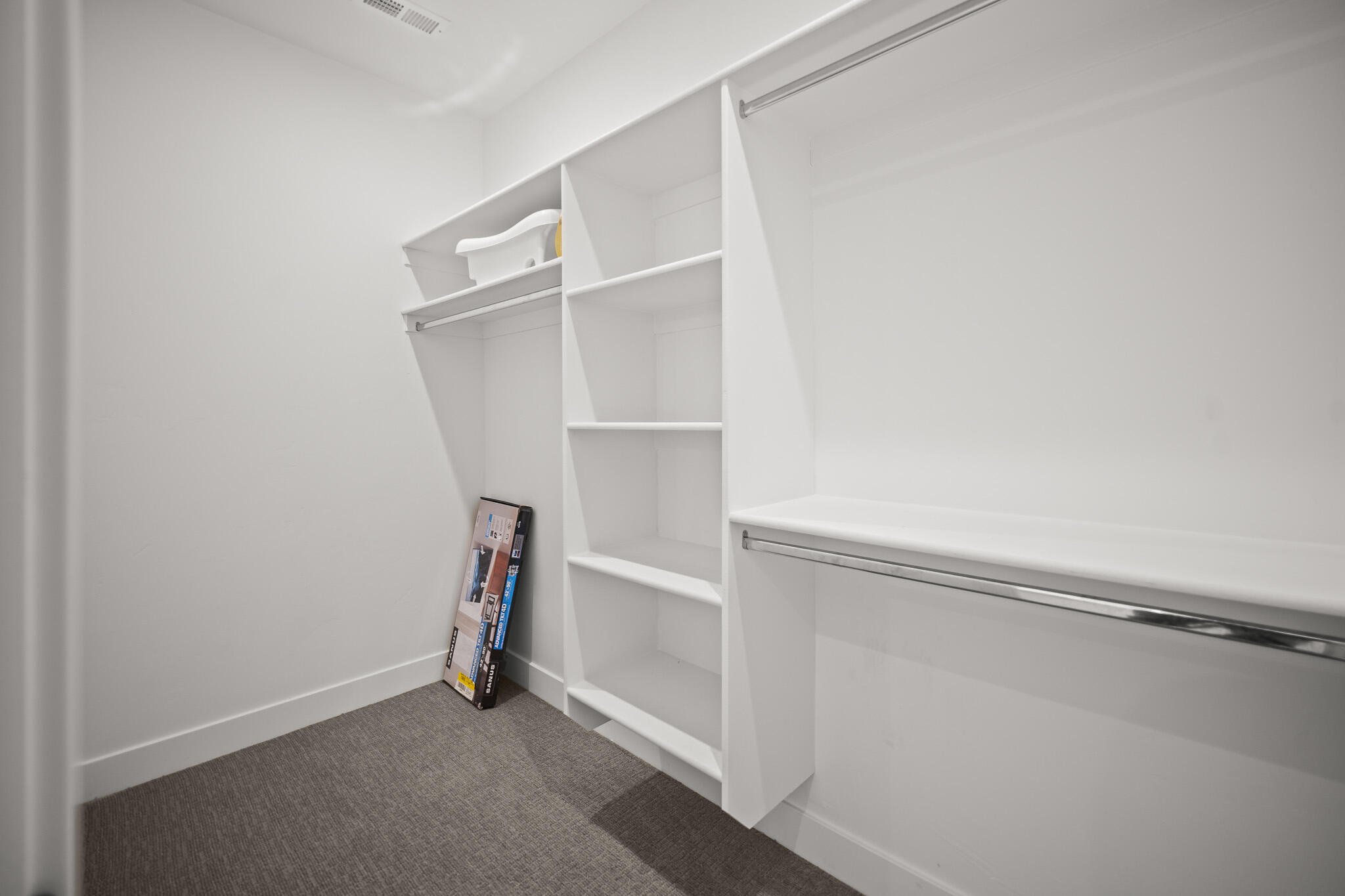 DESERT COLOR RESORT - Residential