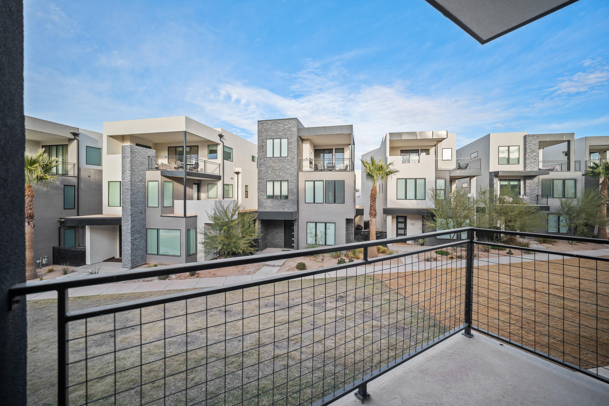 DESERT COLOR RESORT - Residential