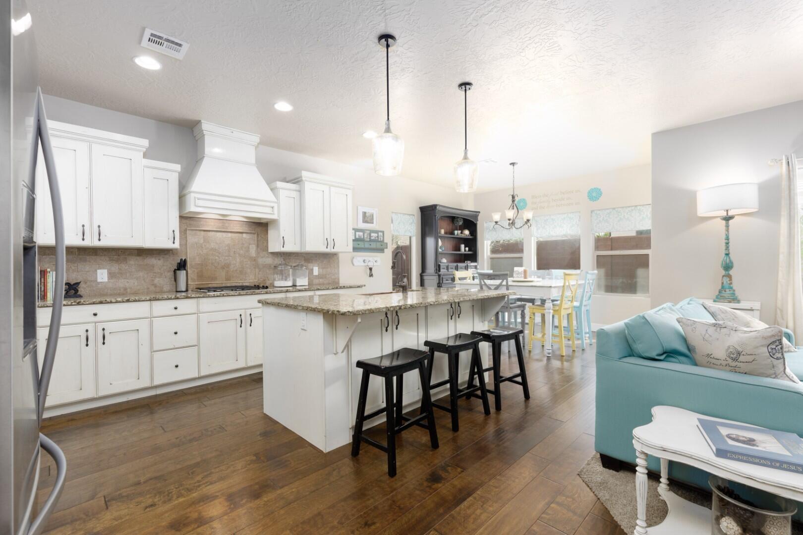 MULBERRY ESTATES - Residential