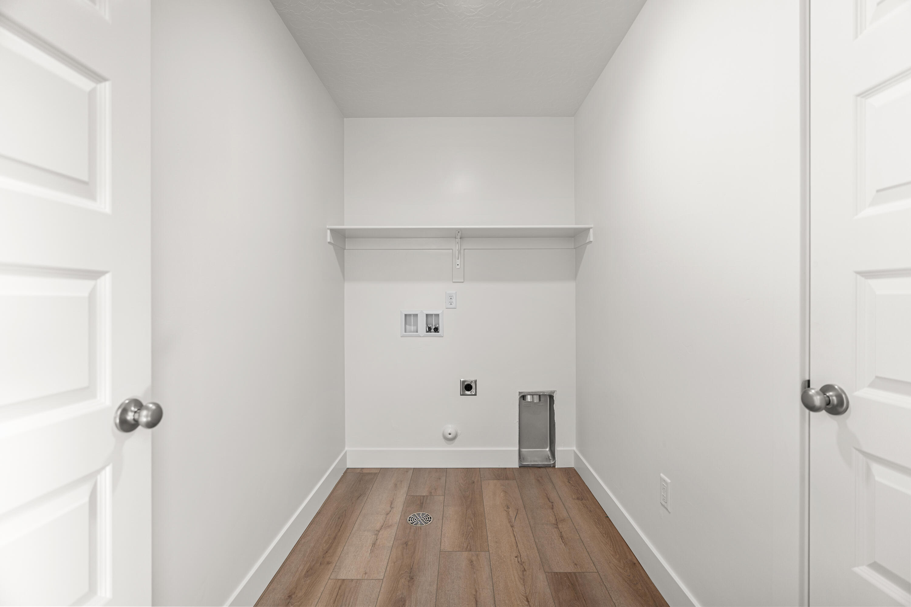 DESERT REFLECTION - Residential