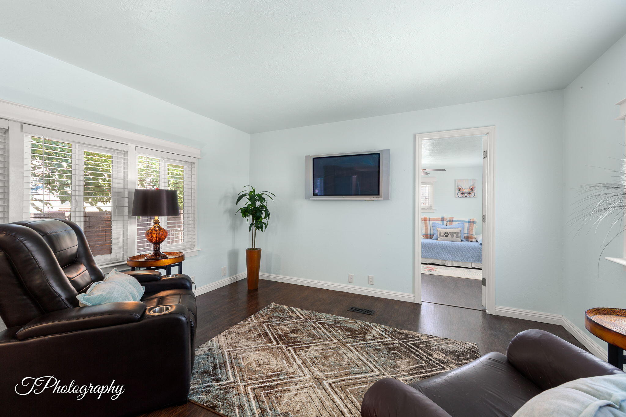 DIXIE MOBILE ESTATES - Residential