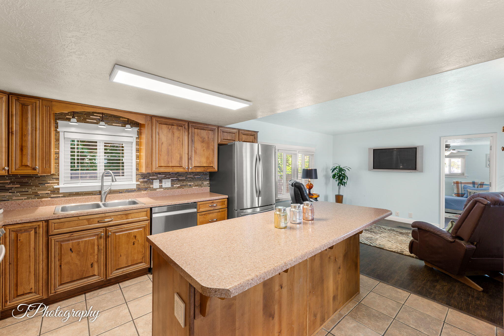 DIXIE MOBILE ESTATES - Residential