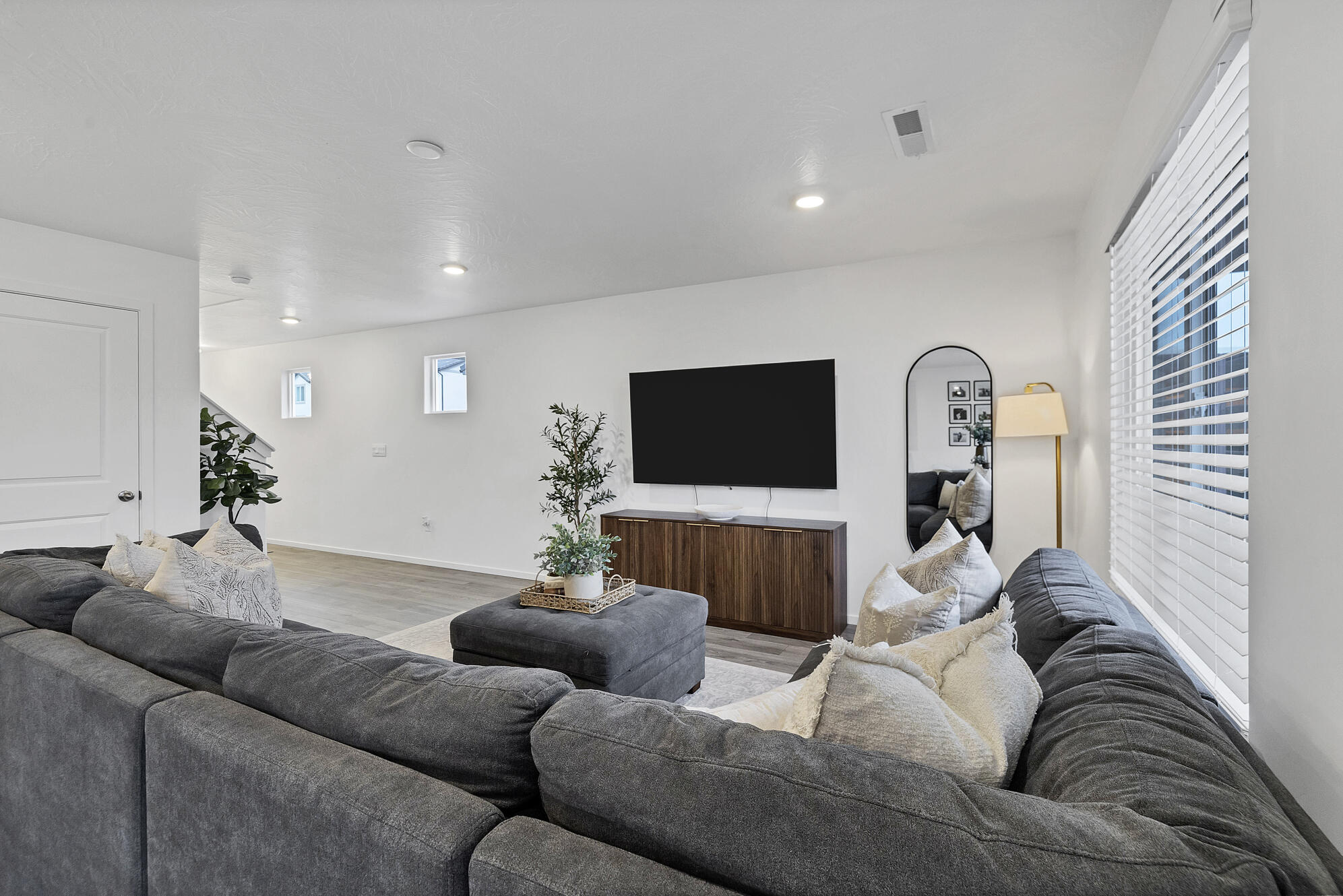 LABYRINTH PT AT LG VALLEY - Residential