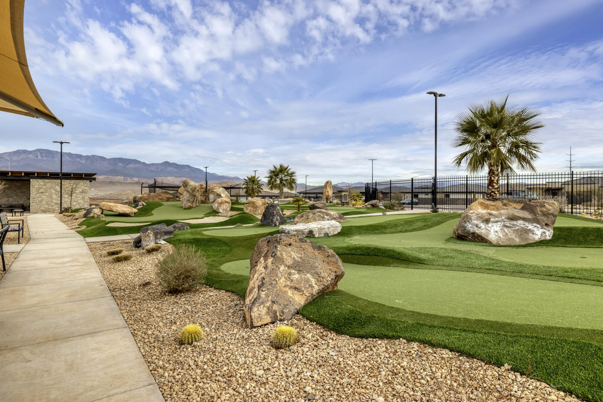 LABYRINTH PT AT LG VALLEY - Residential